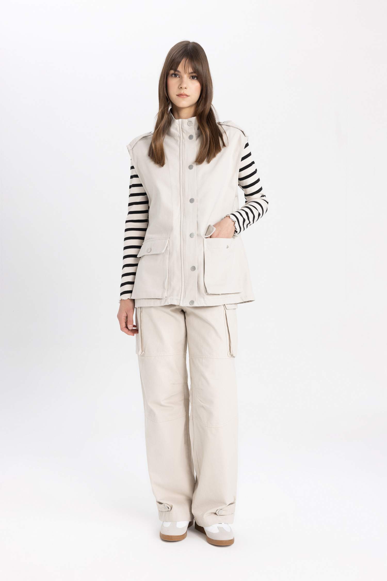 Half Turtleneck Gabardine Vest