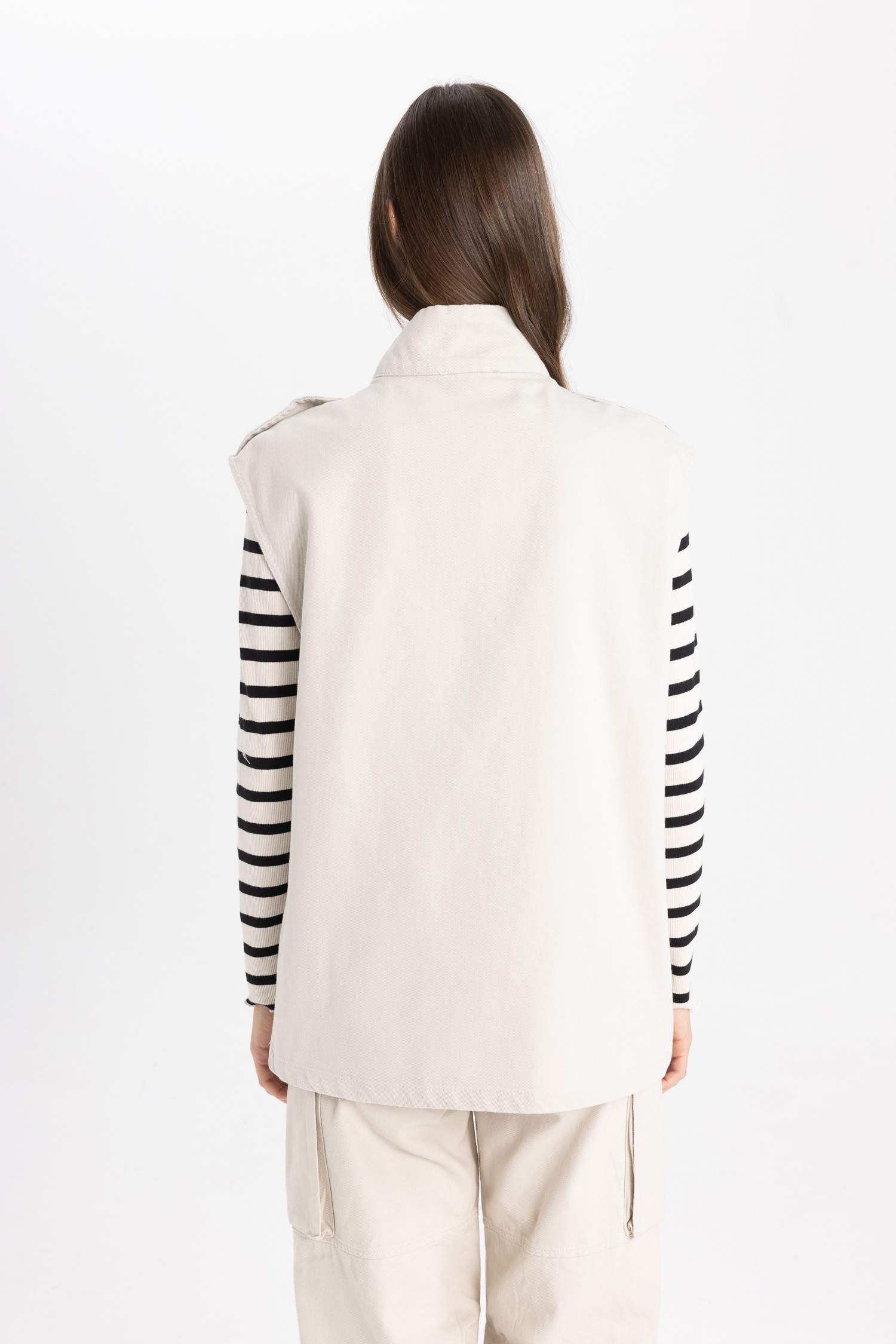 Half Turtleneck Gabardine Vest