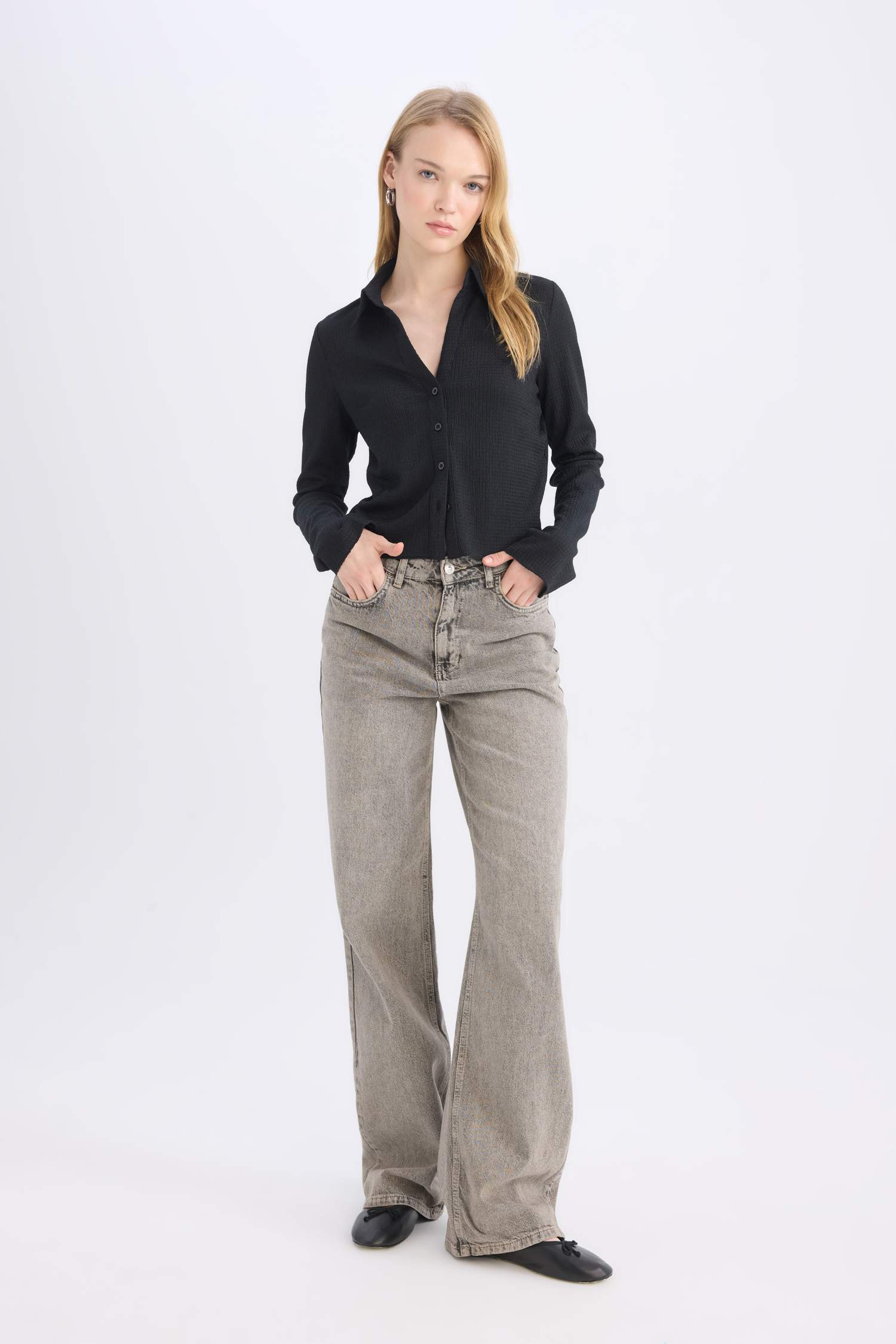 قميص كم طويل سليم فيت من قماش وافل