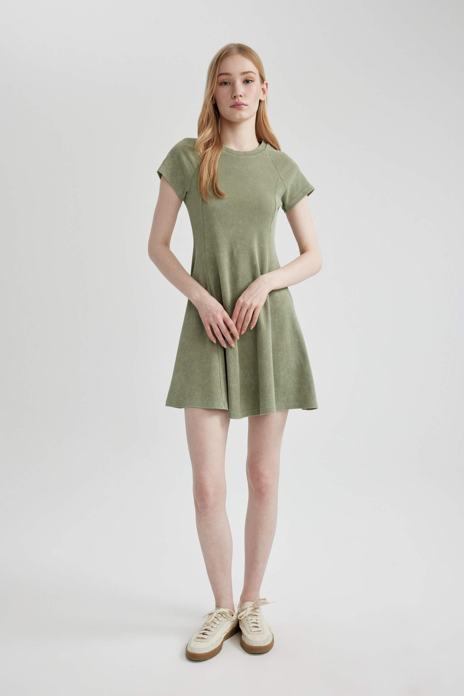 A Kesim Fitilli Kaşkorse Mini Kısa Kollu Yıkamalı Soluk Efektli Elbise