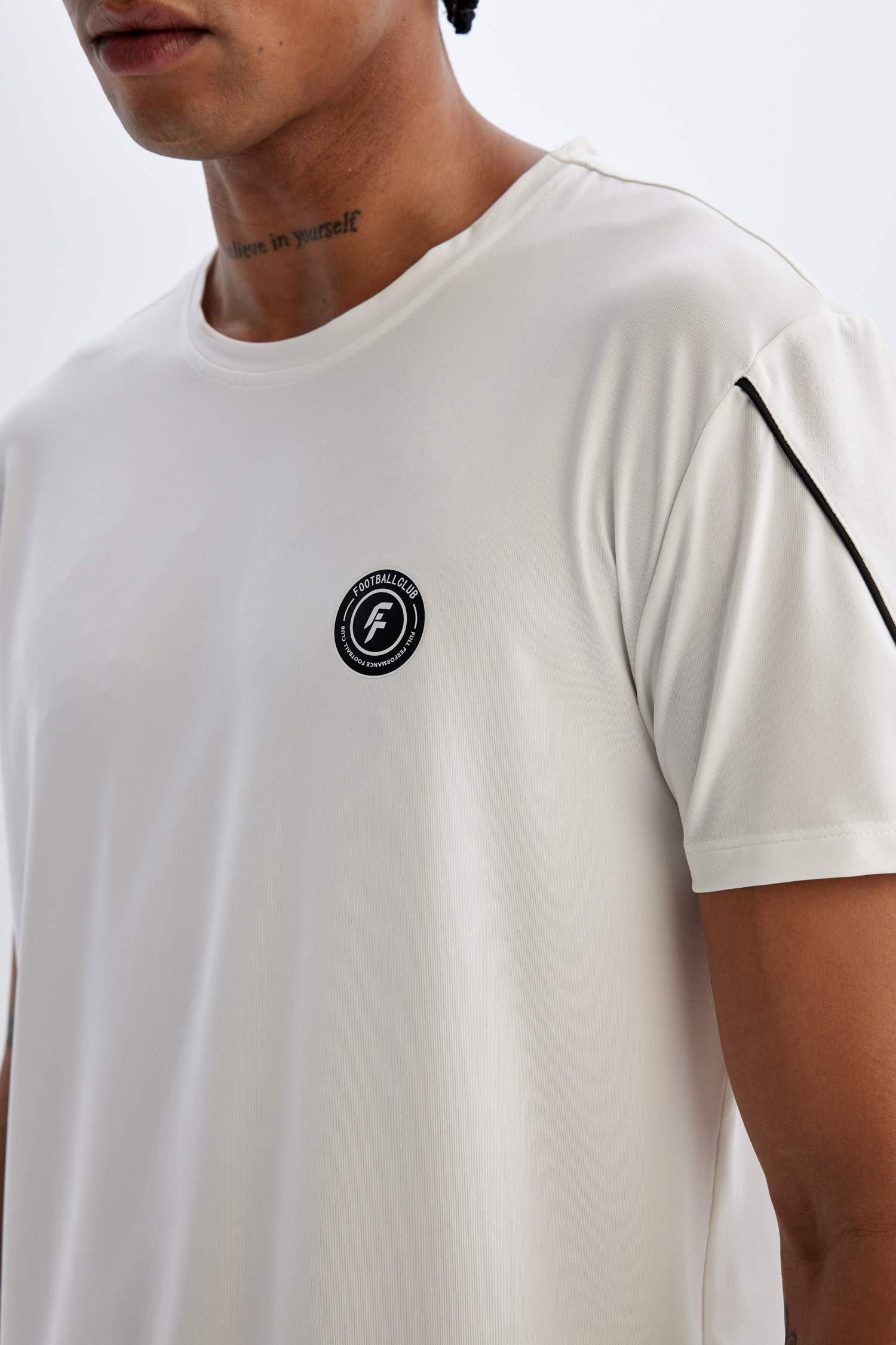 Standard Fit Crew Neck Printed Heavy Fabric Sports T-Shirt