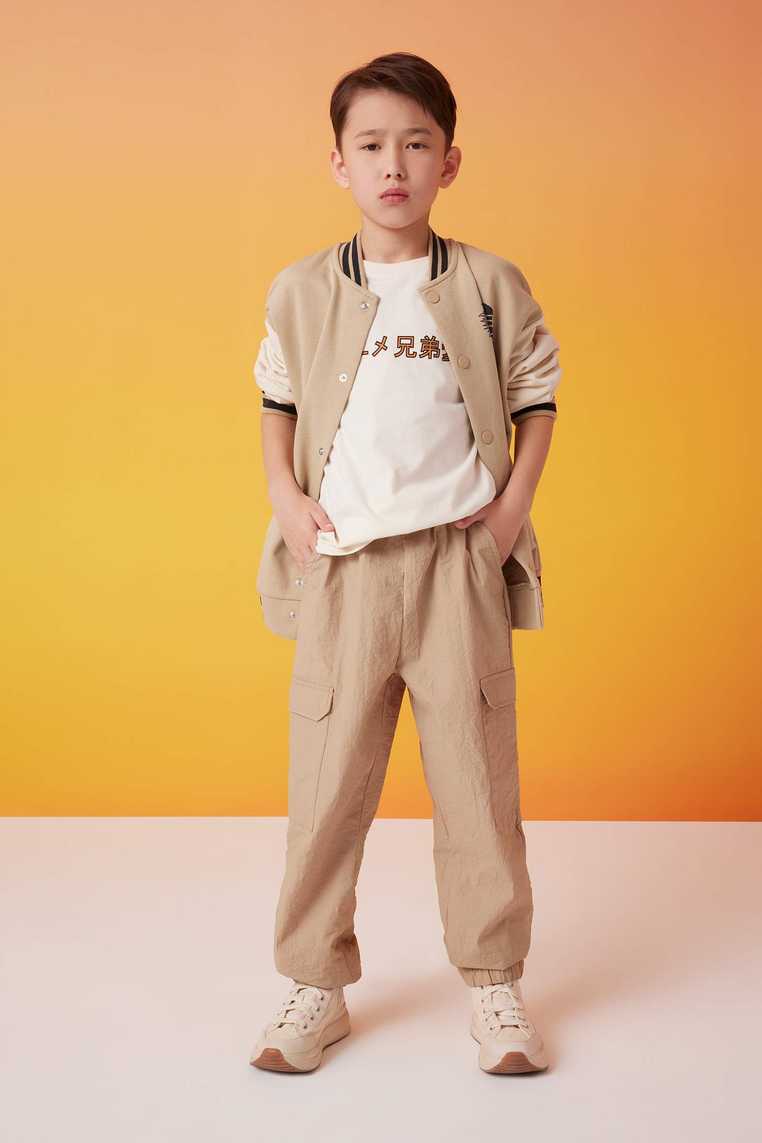 Erkek Çocuk Kolej Yaka Sırt Baskılı Çıtçıt Kapamalı Çift Cepli Mevsimlik Bomber Hırka