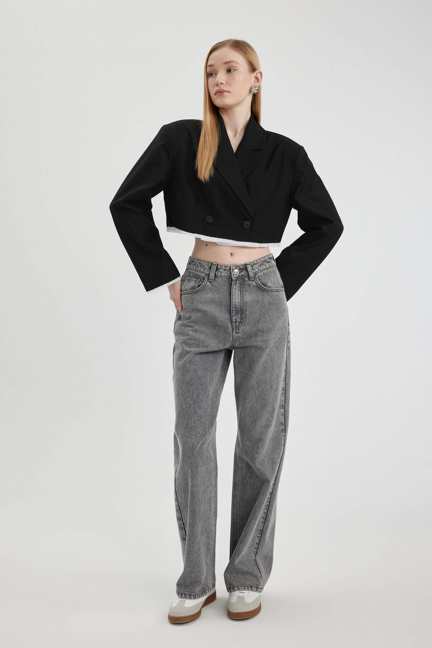 Coool Oversize Geniş Kalıp Kruvaze Yaka Etek Ucu Detaylı Blazer Ceket