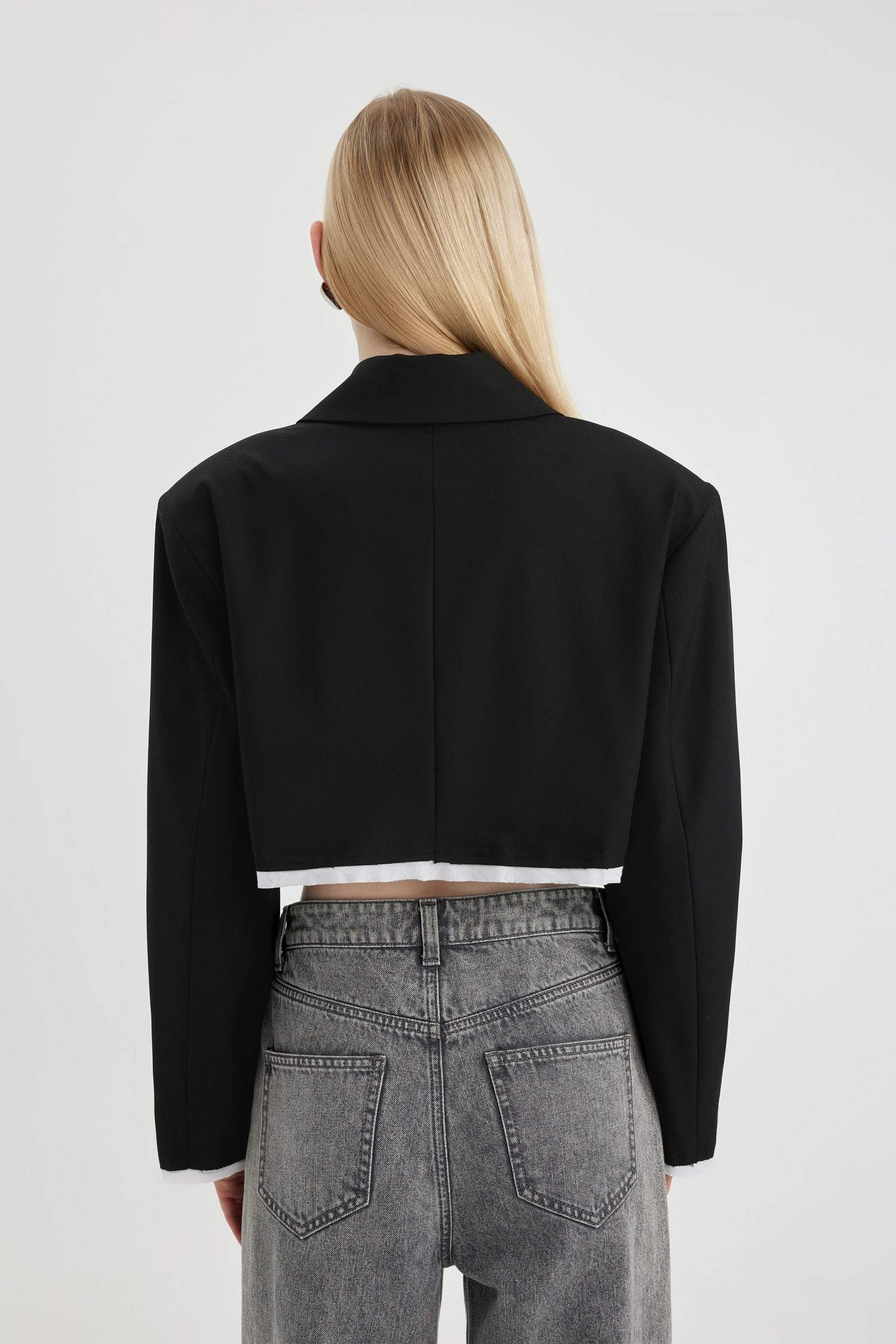 Coool Oversize Geniş Kalıp Kruvaze Yaka Etek Ucu Detaylı Blazer Ceket