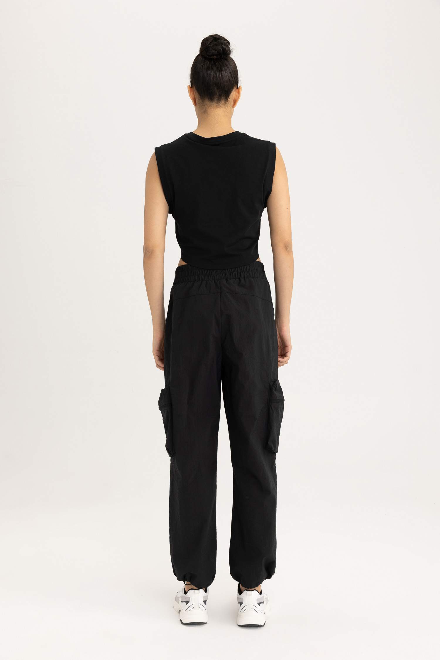 بنطرون كارجو منسوج قصة عادية بجيب من DeFactoFit