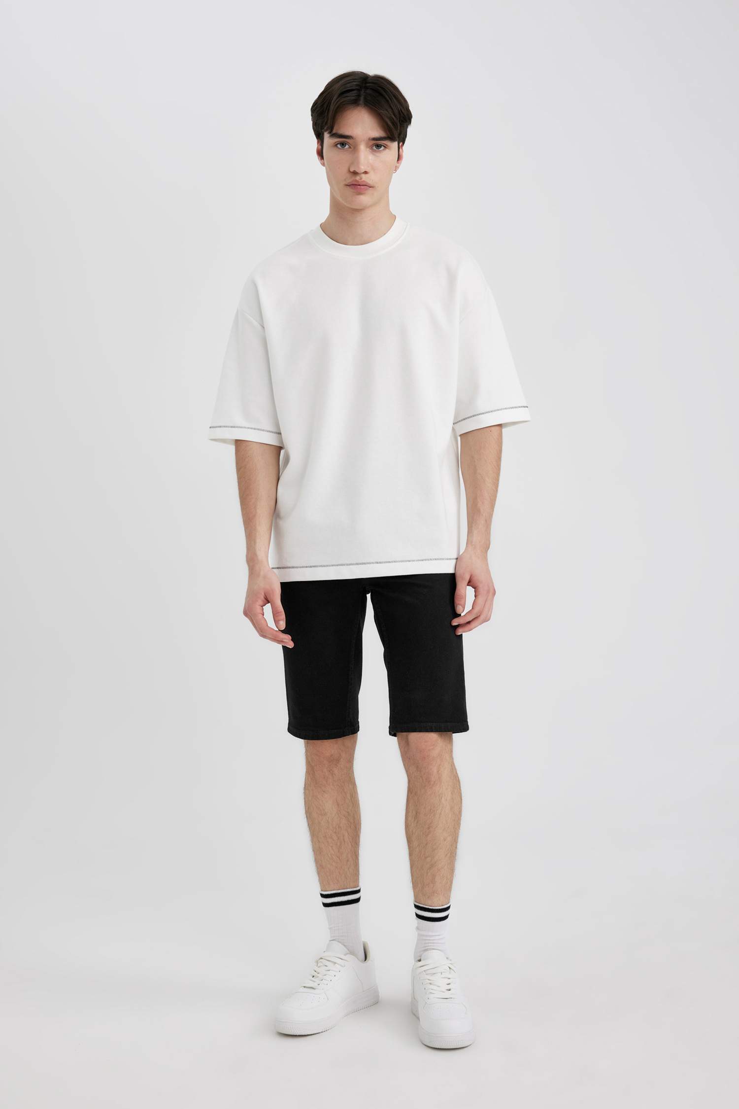 برمودا جينز سكيني فيت قطن أسود