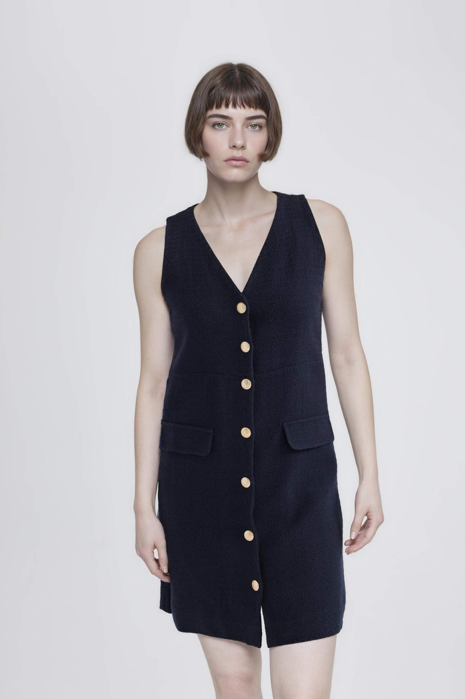 V Yaka Kolsuz Düğme Detaylı Midi Elbise