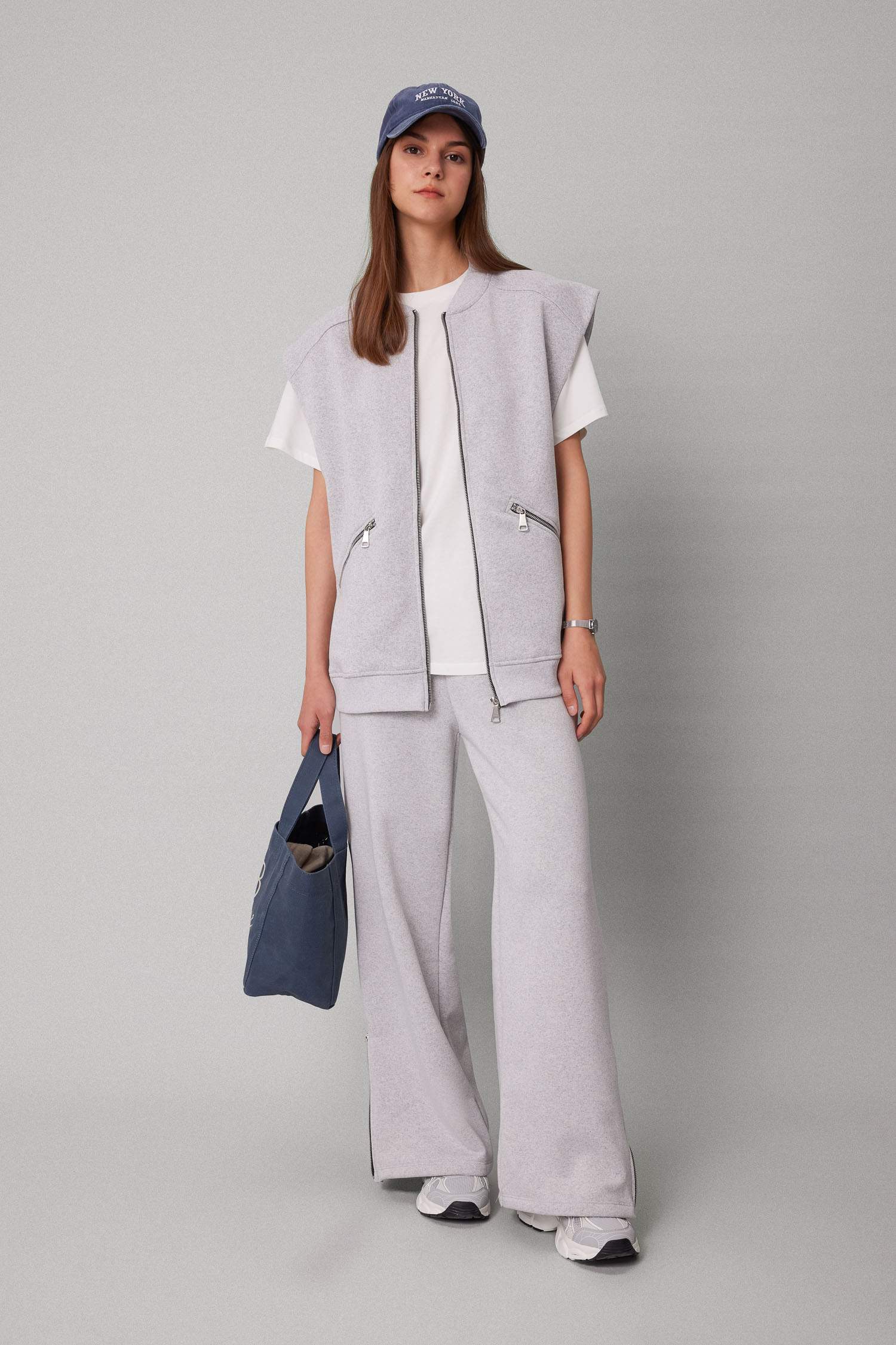 Kolej Yaka Basic Düz Fermuarlı Cepli İçi Yumuşak Tüylü Kolsuz Bomber Hırka