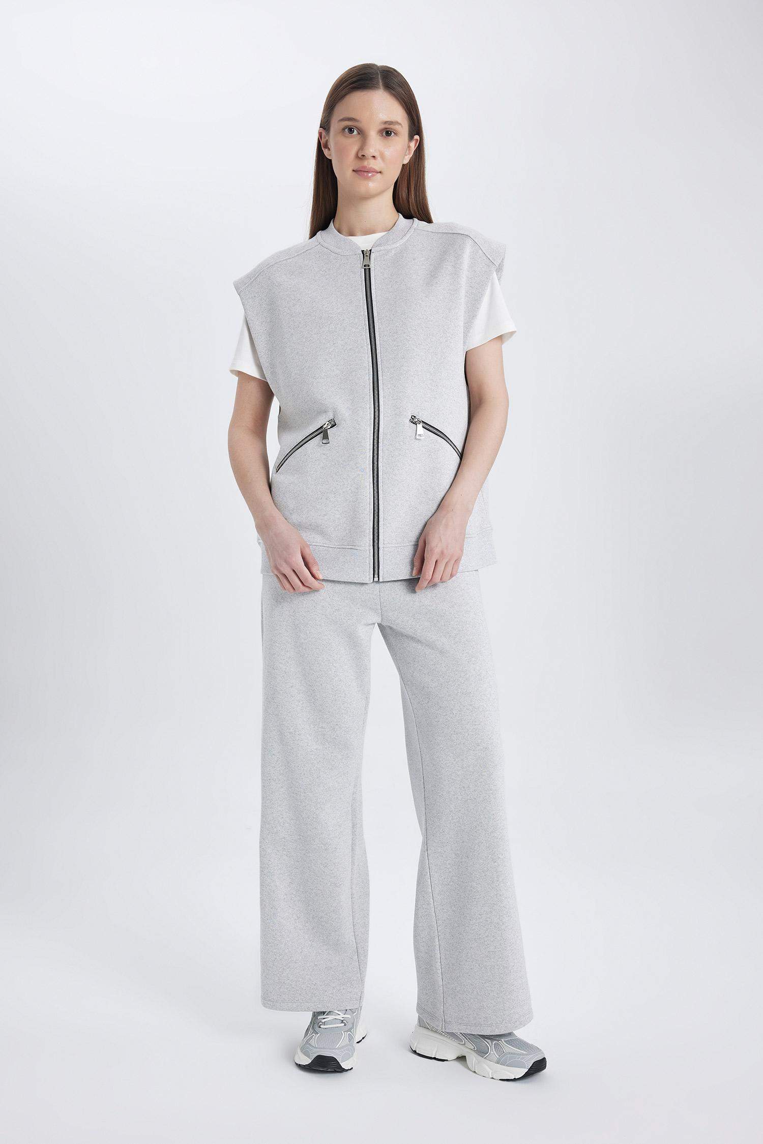 Kolej Yaka Basic Düz Fermuarlı Cepli İçi Yumuşak Tüylü Kolsuz Bomber Hırka