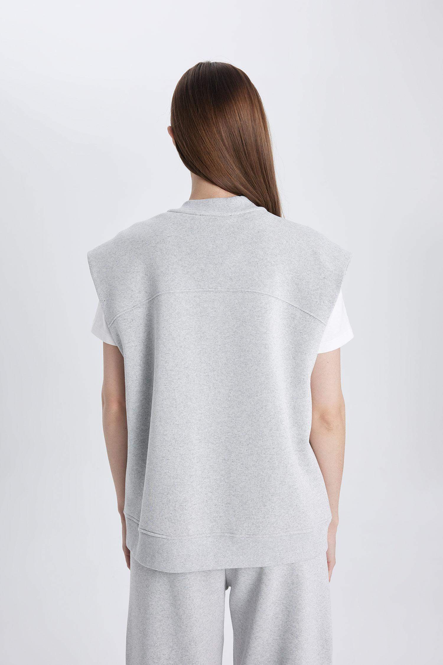 Kolej Yaka Basic Düz Fermuarlı Cepli İçi Yumuşak Tüylü Kolsuz Bomber Hırka