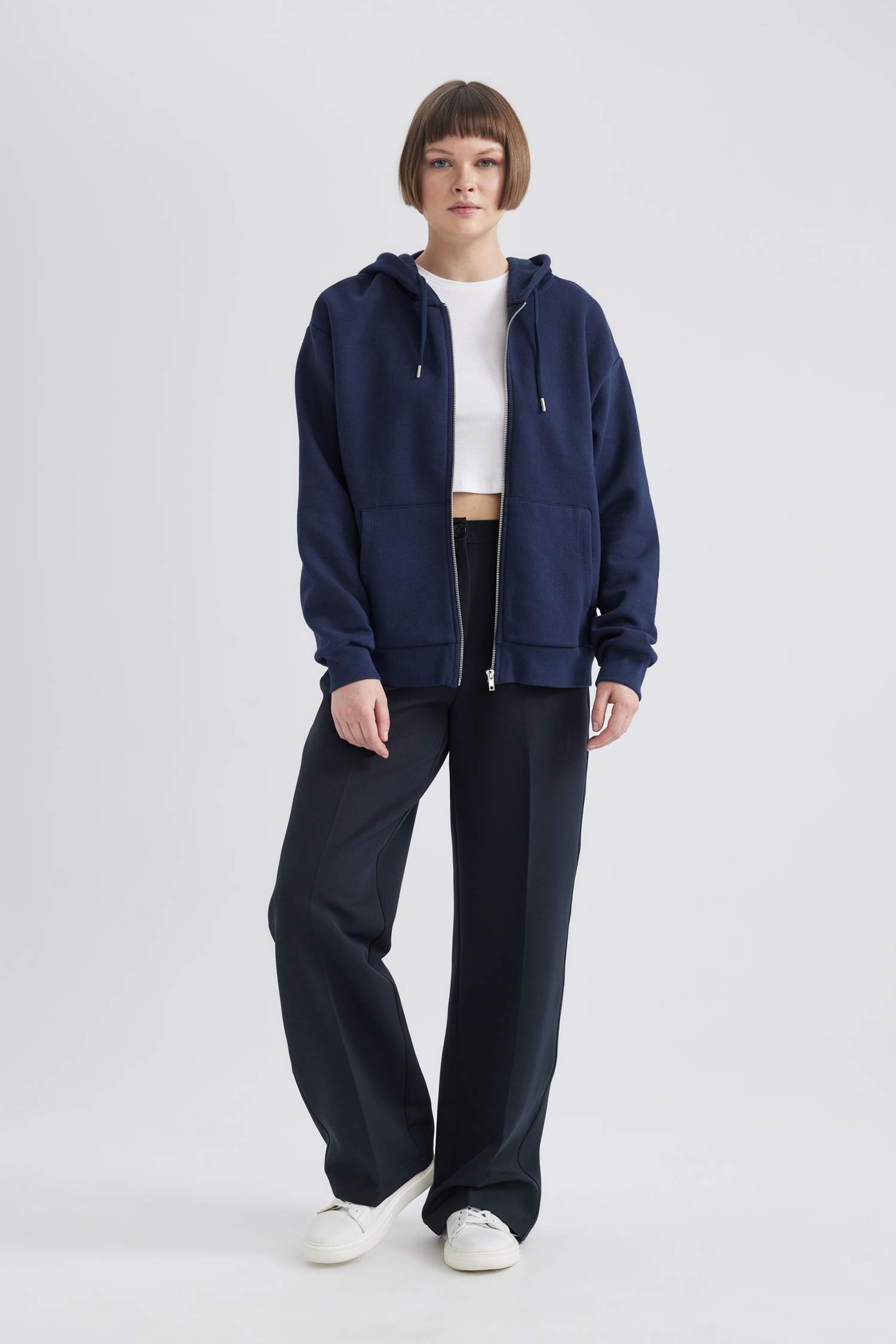 Relax Fit Hooded Pocket Basic Zippered Sweatshirt