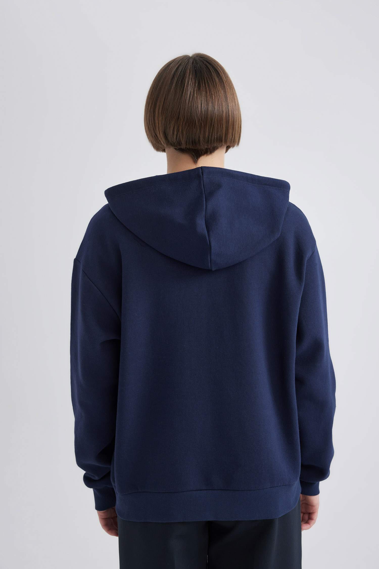 Relax Fit Hooded Pocket Basic Zippered Sweatshirt