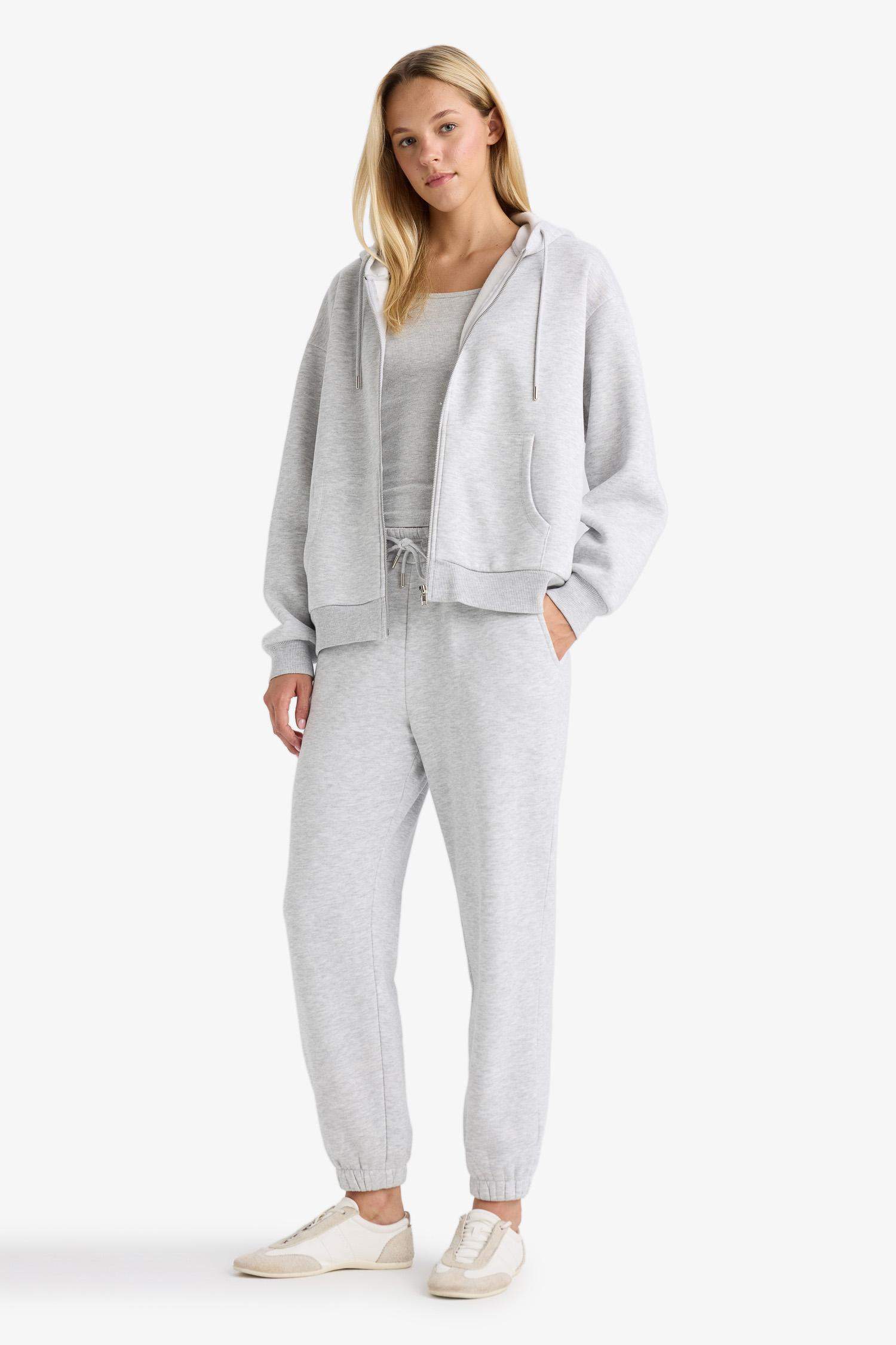 جاكيت رياضي بيزك قماش تقيل قصة مريحة بغطاء للرأس