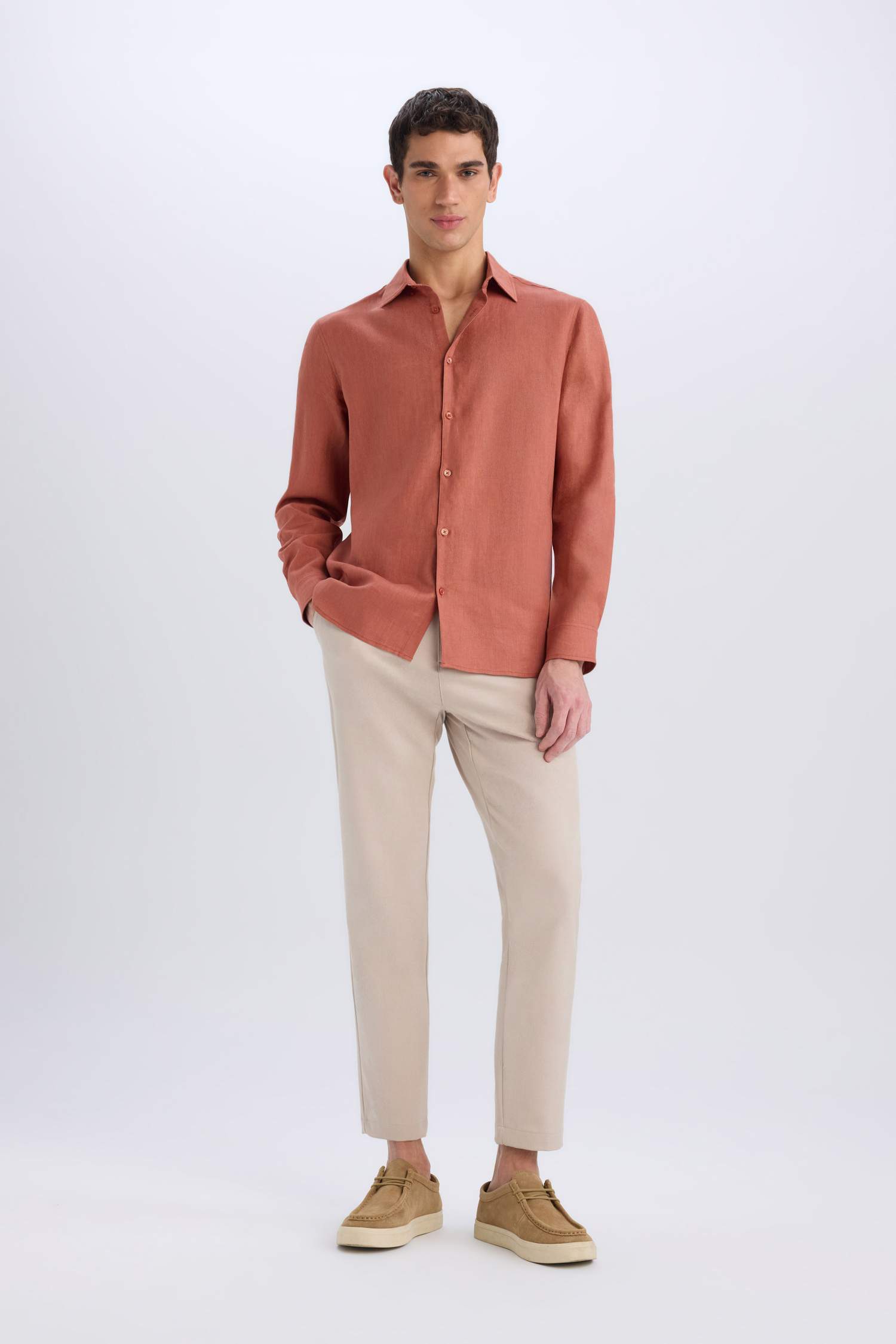 100% лен, рубашка с длинными рукавами и воротником поло, regular fit, летняя базовая модель