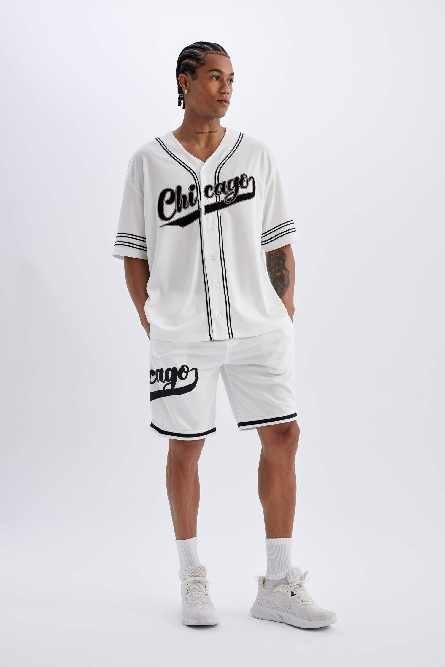 Standard Fit Printed Short Leg Heavy Fabric Shorts