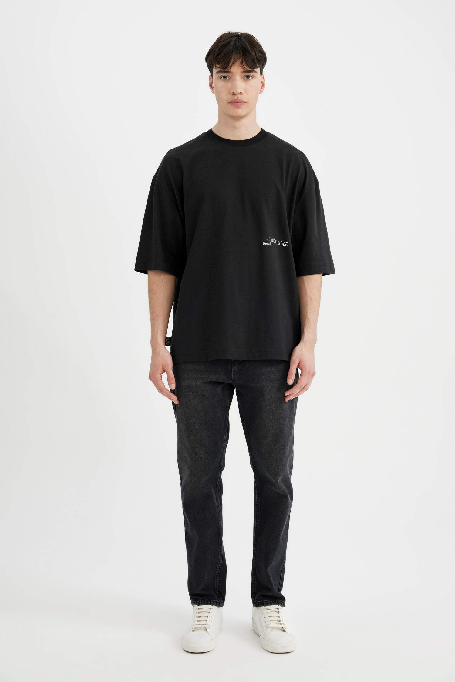 Loose Fit Crew Neck Back Printed T-Shirt