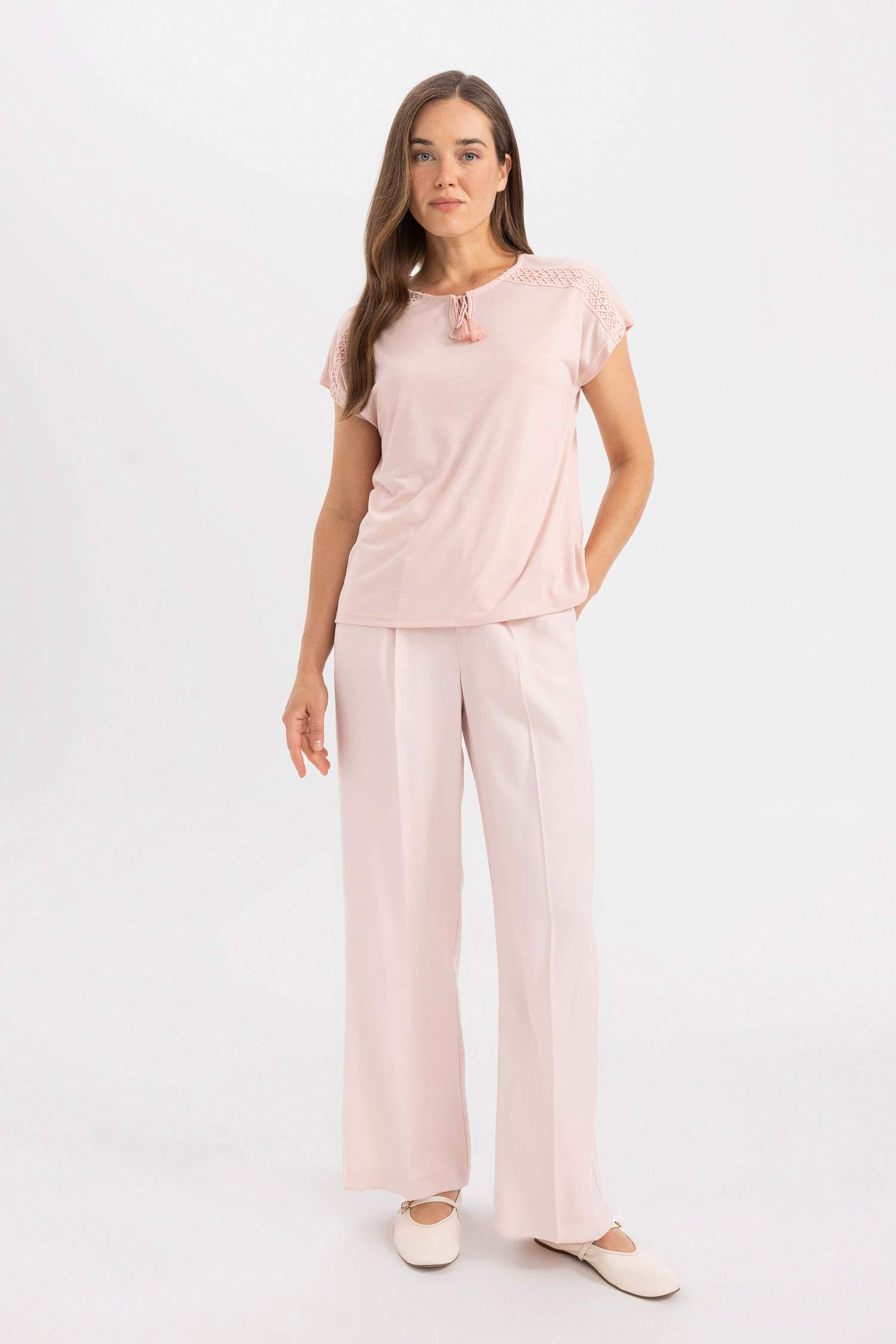 T-Shirt à Manches Courtes Col Ras Du Cou