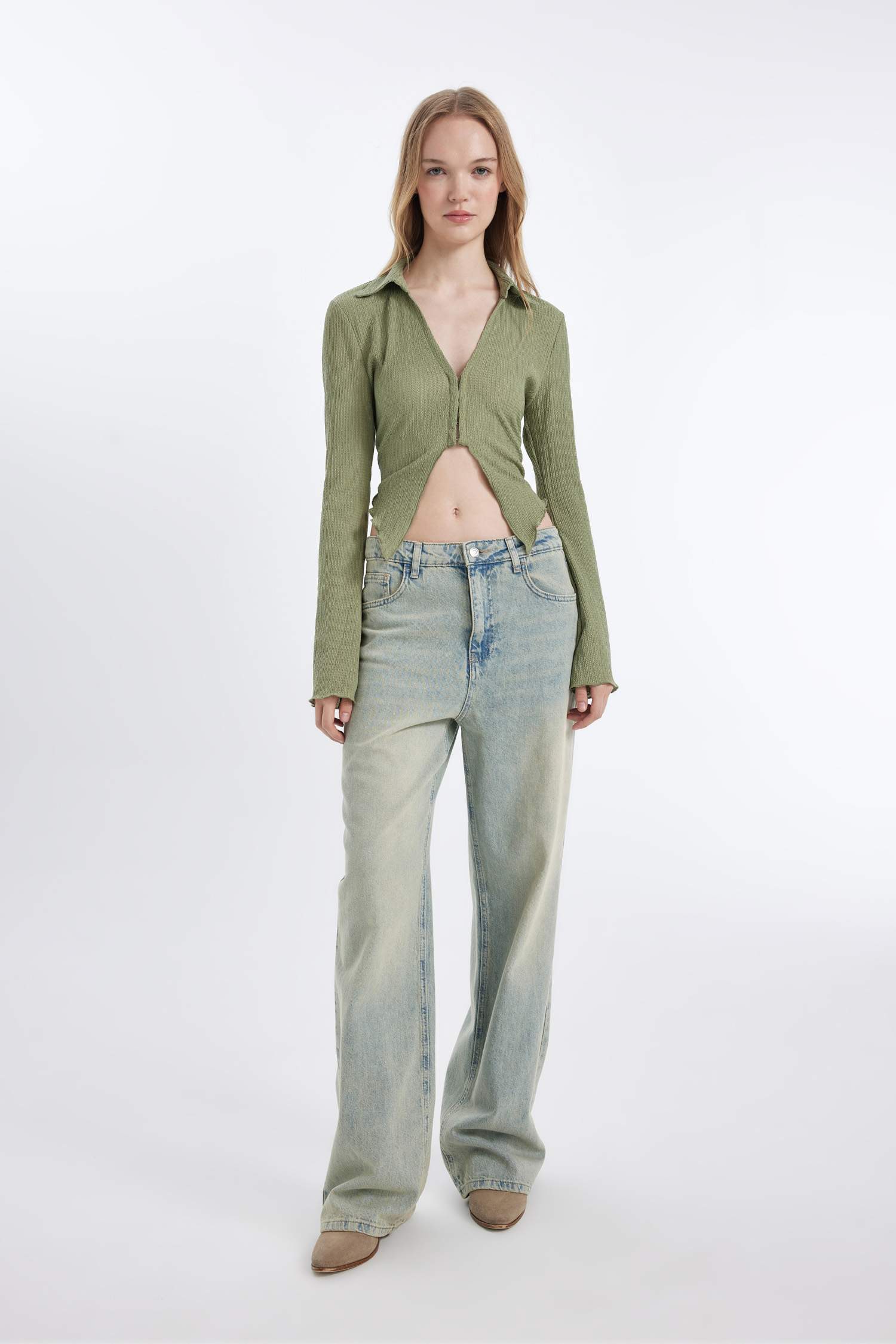 قميص كم طويل سليم فيت