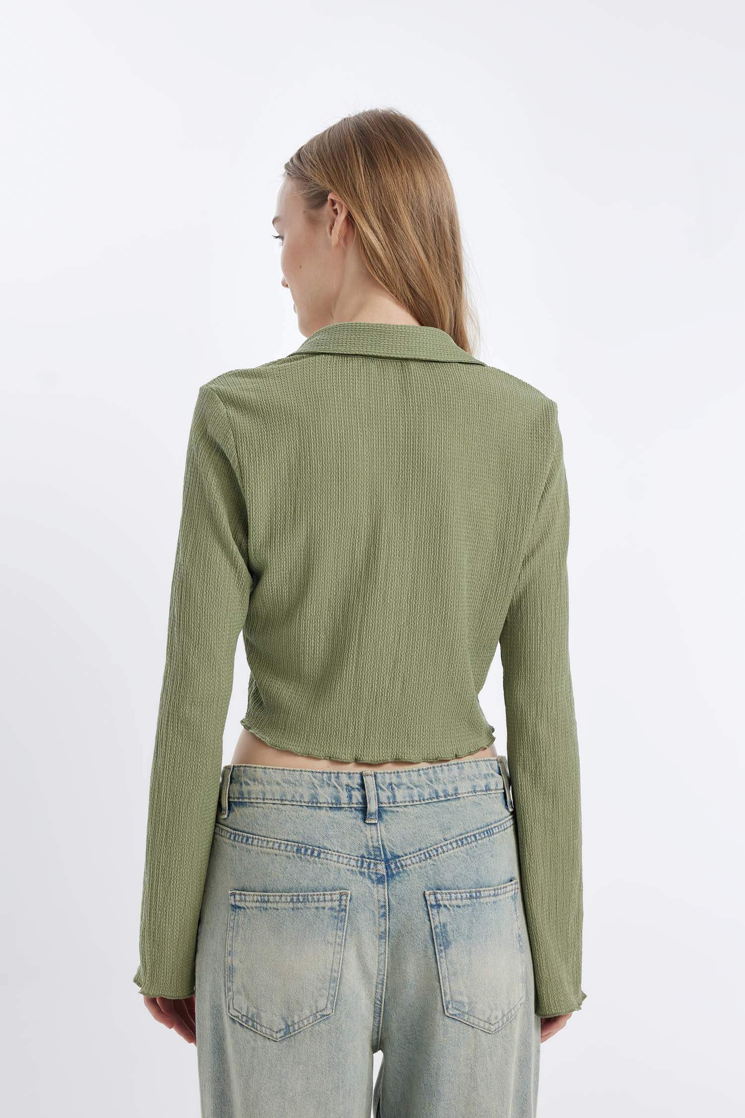 قميص كم طويل سليم فيت