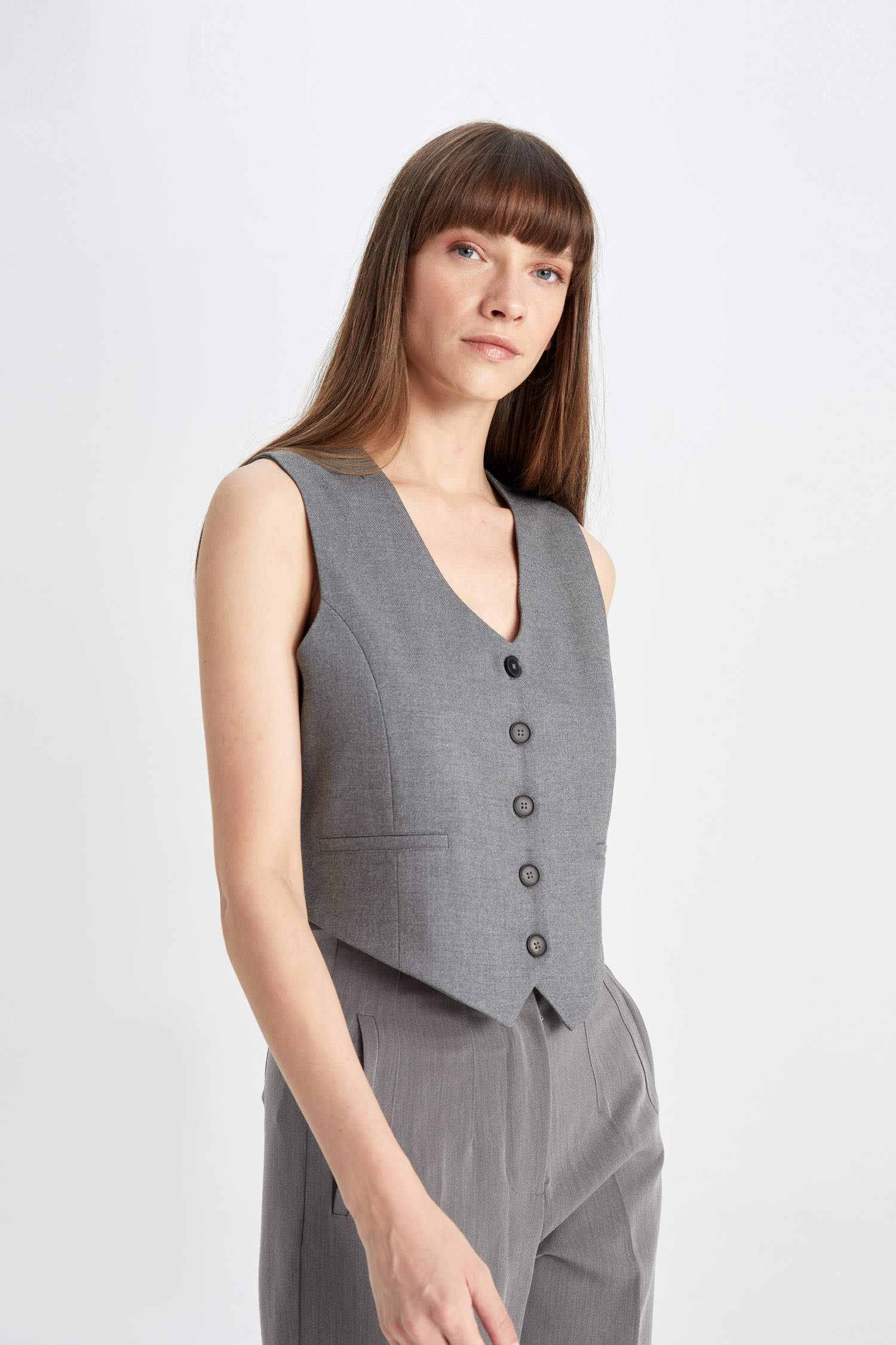 V Yaka Düğmeli Klasik Siyah Blazer Yelek