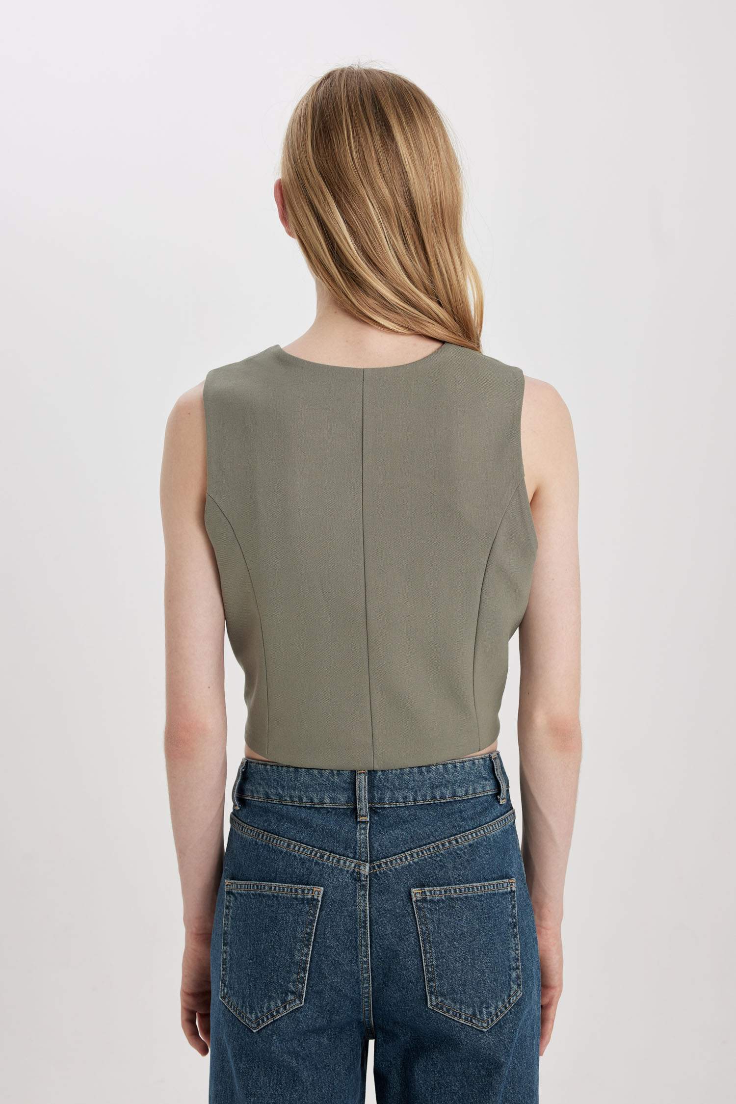 V Yaka Düğmeli Klasik Blazer Yelek