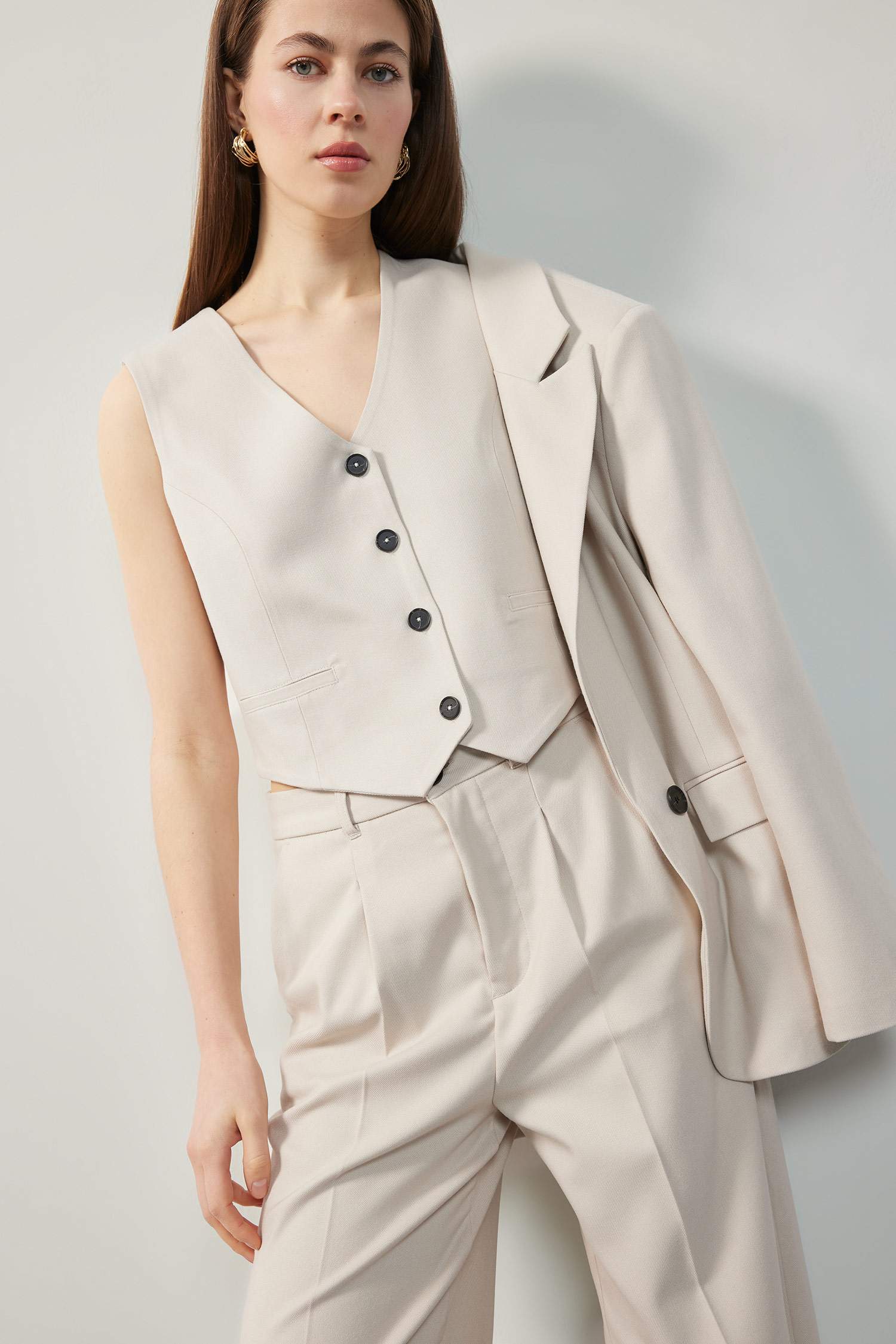 V Yaka Düğmeli Klasik Blazer Yelek