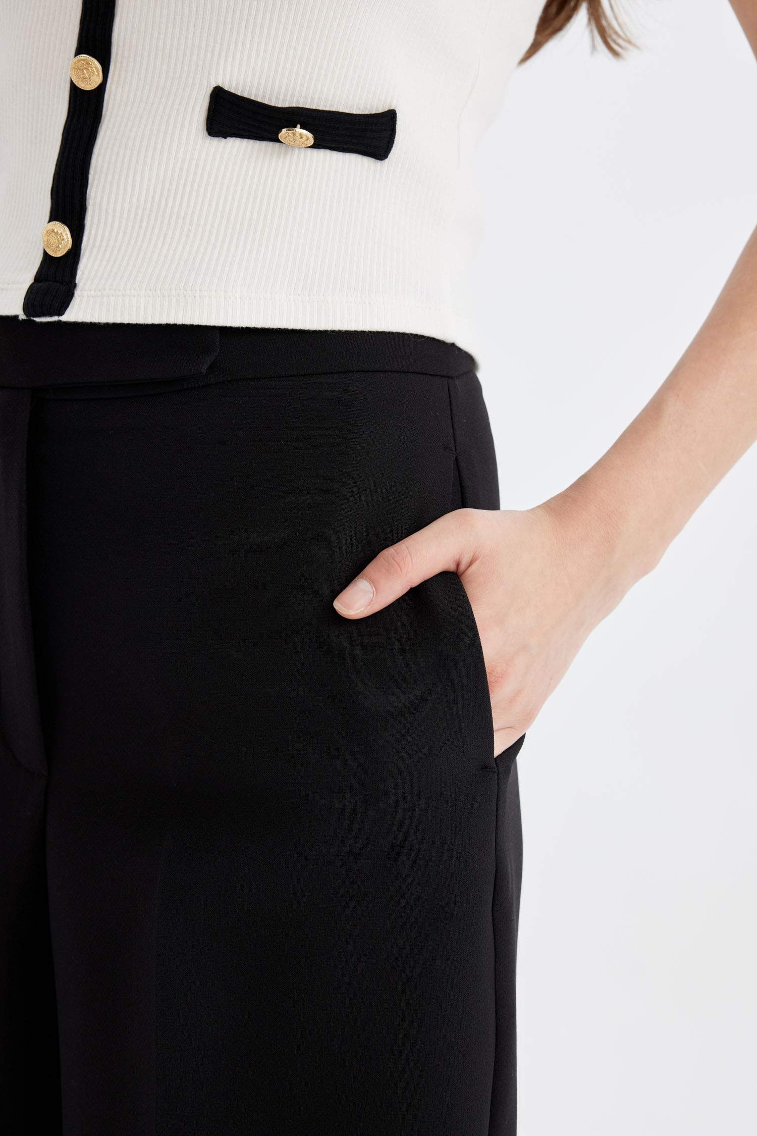 Culotte Basic Normal Waist Wide Leg Classic Black Chino Pants