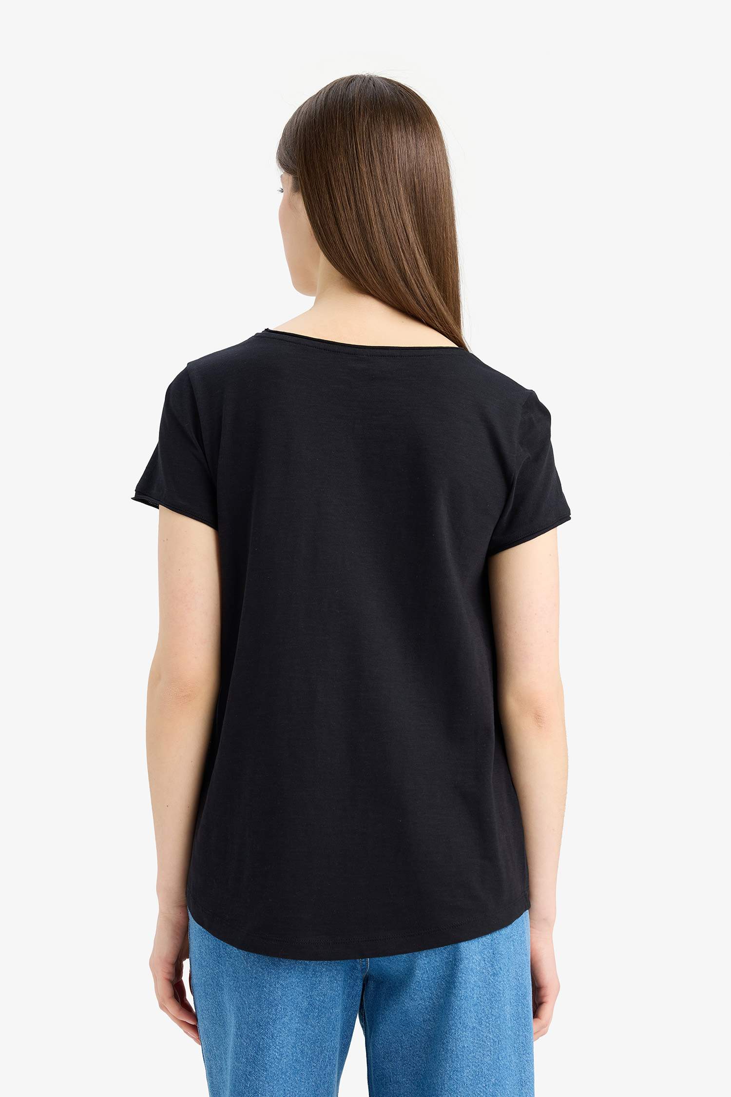 Regular Fit V Yaka Basic Düz Kısa Kollu Tişört