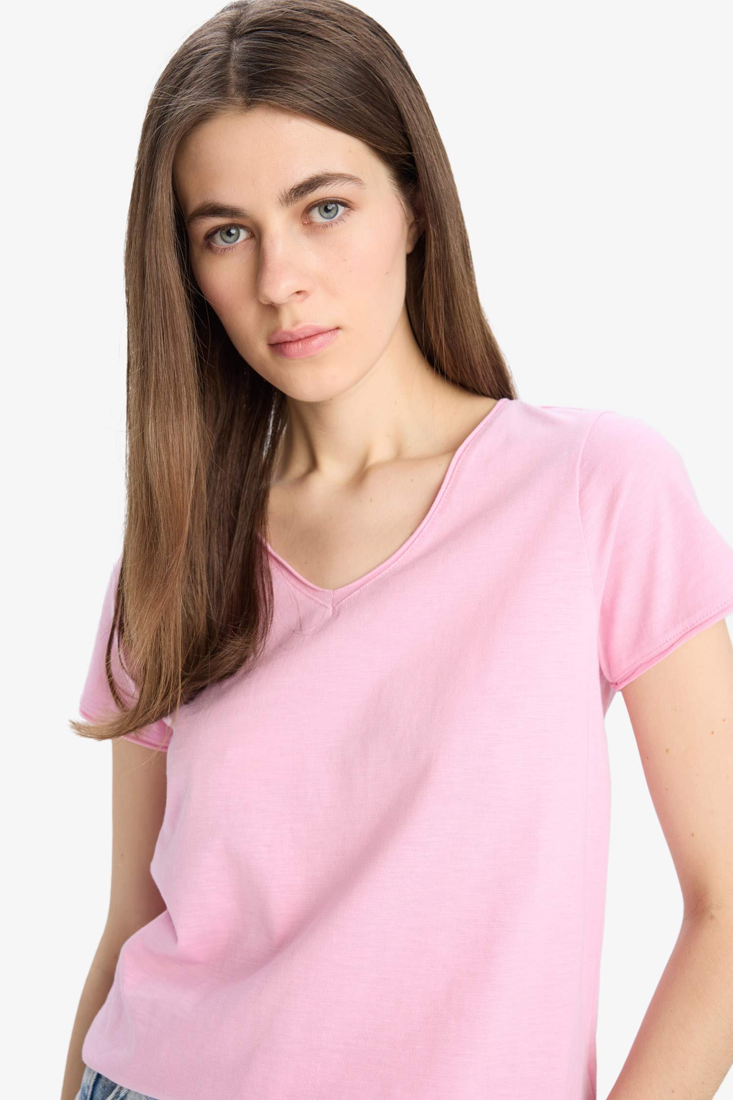 Regular Fit V Neck Basic T-Shirt