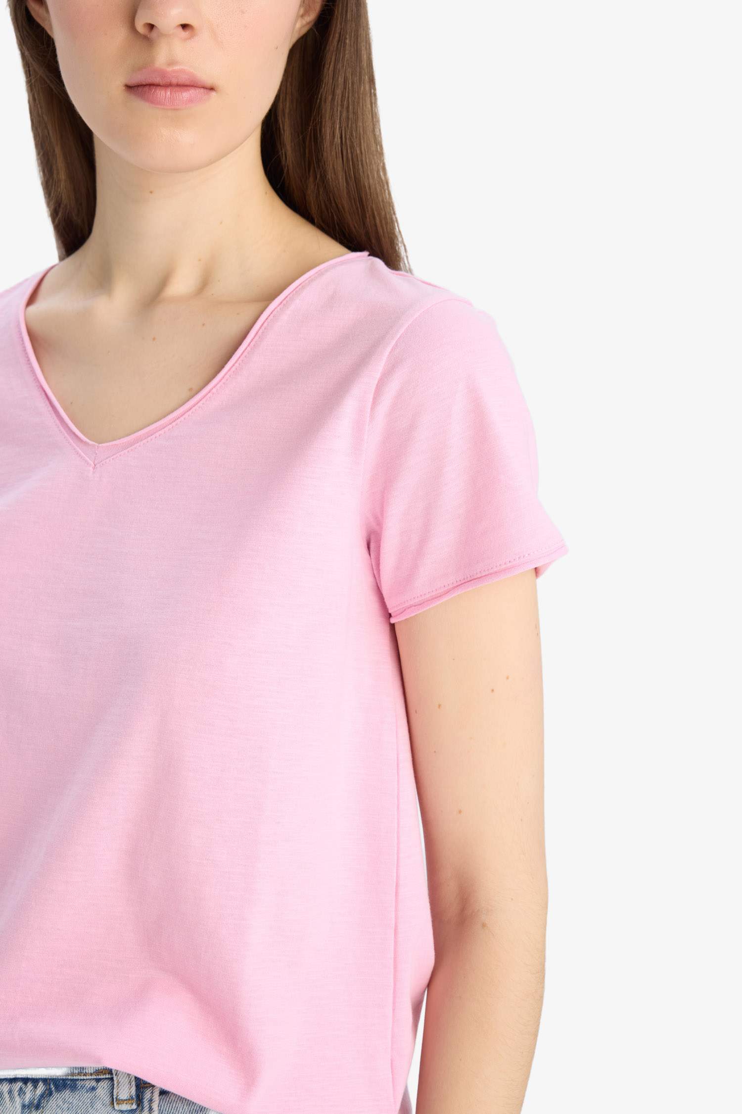 Regular Fit V Neck Basic T-Shirt