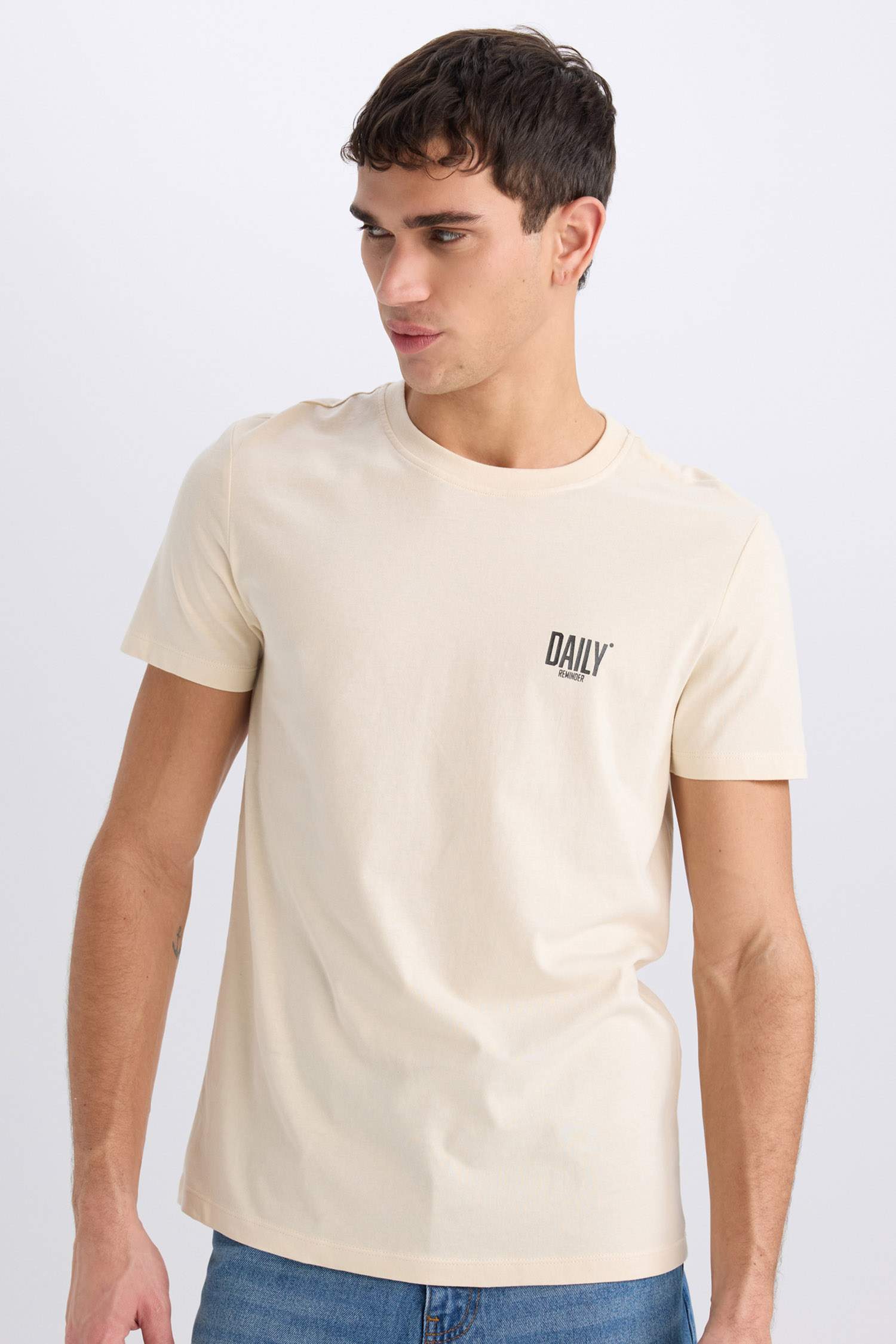 Slim Fit Crew Neck Printed Short Sleeve T-Shirt