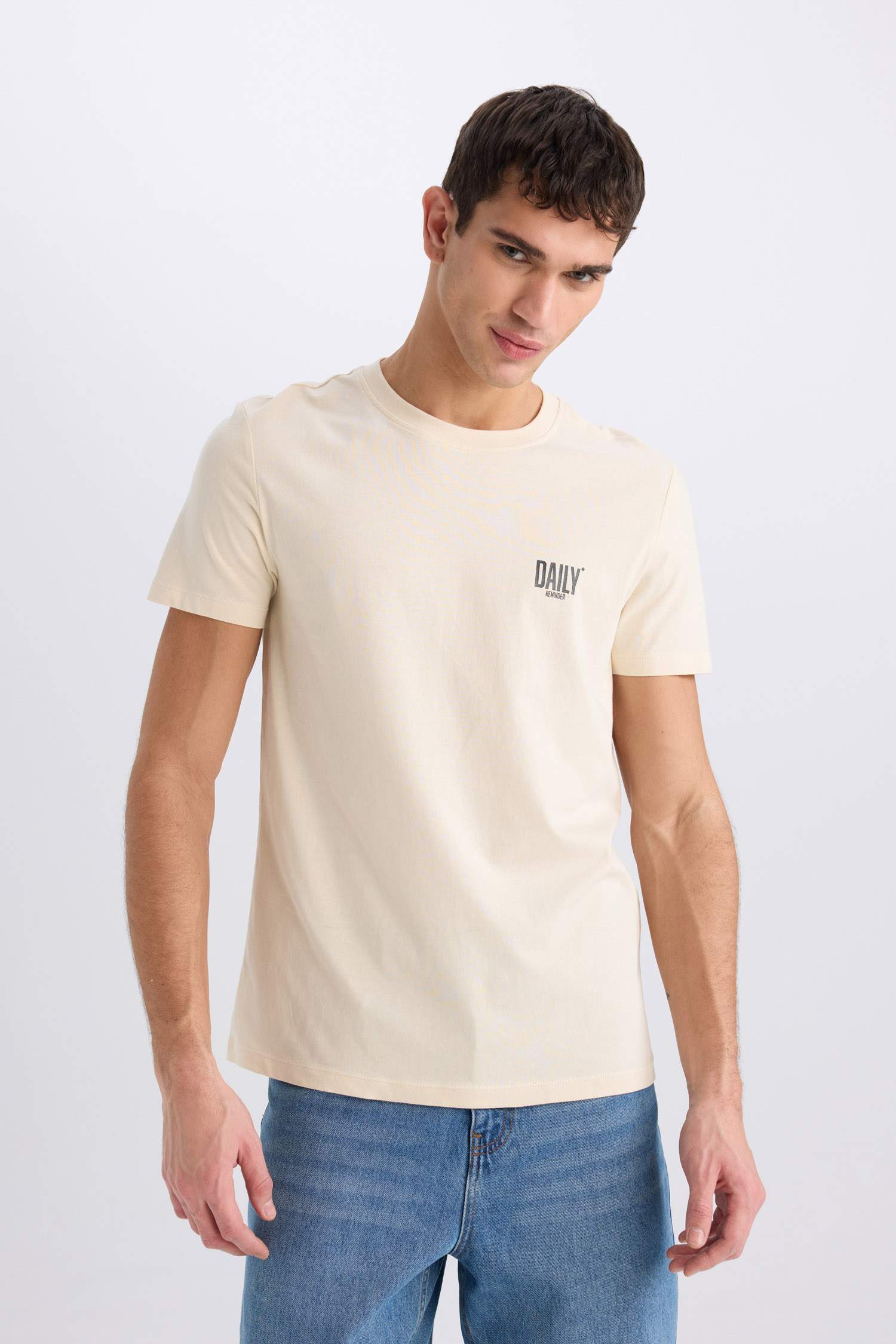 Slim Fit Crew Neck Printed Short Sleeve T-Shirt