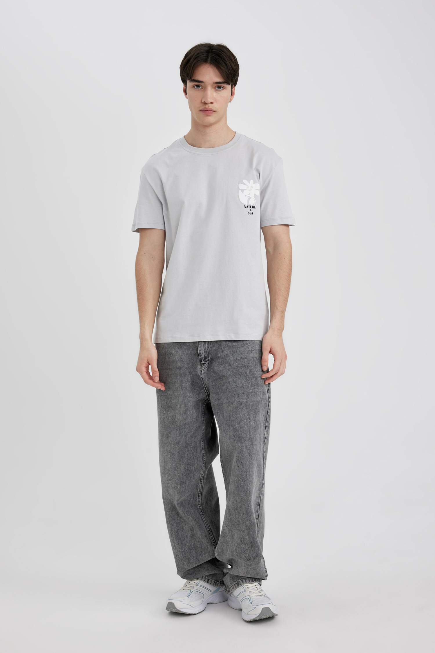 تي شيرت جيرسي قصة عادية بياخة مستديرة