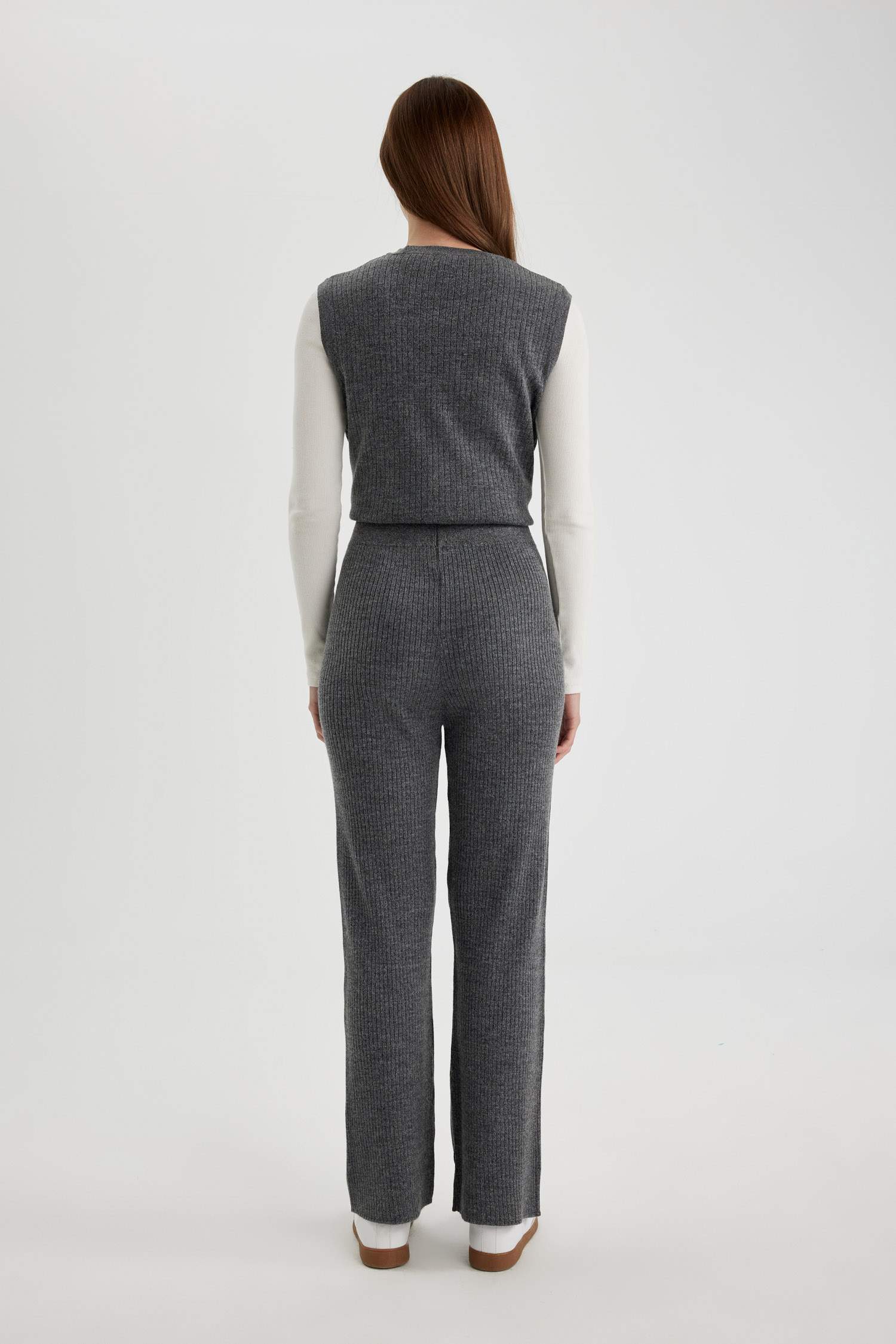 سروال تريكو قصة مستقيمة