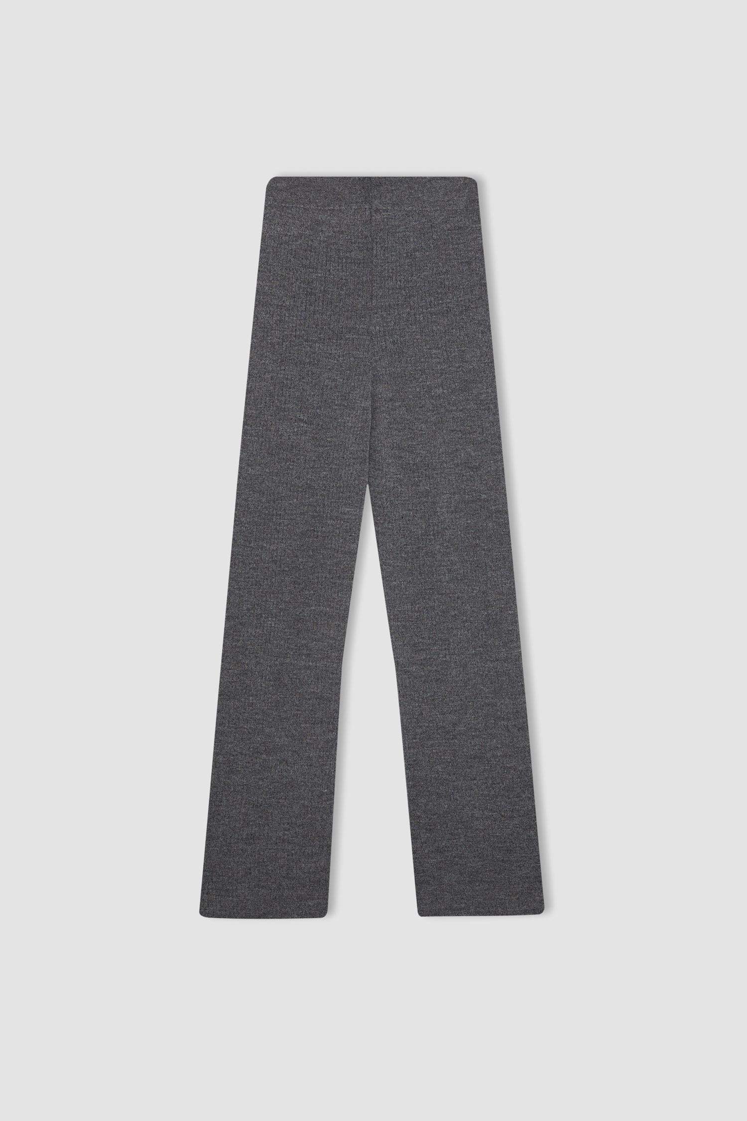 سروال تريكو قصة مستقيمة