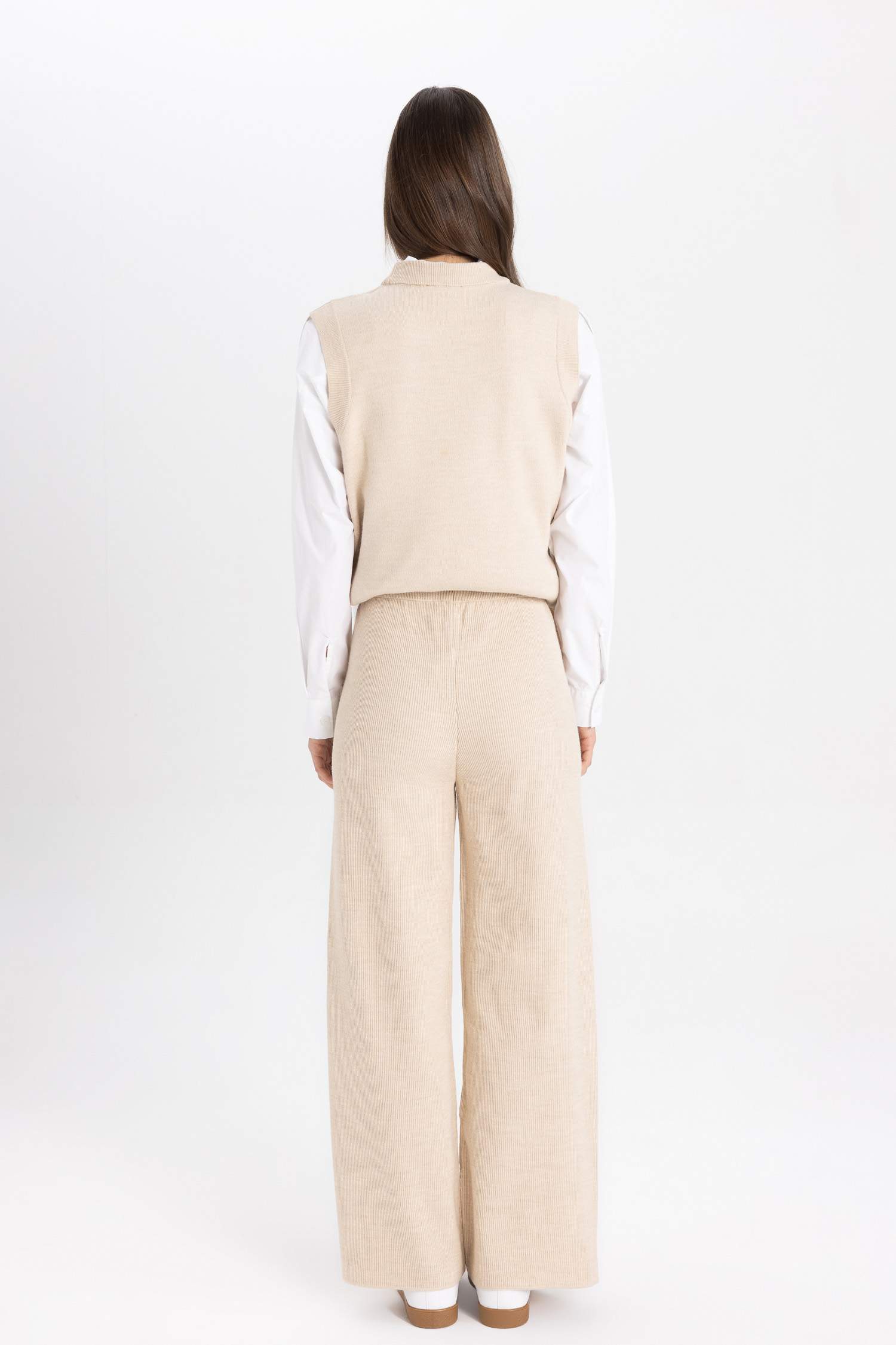 Pantalon Tricot Large à Coupe Droite