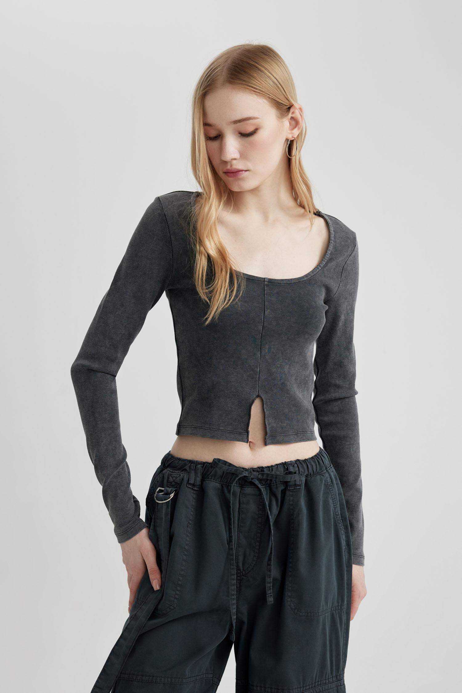 Fitted Long Sleeve Washed Effect T-Shirt