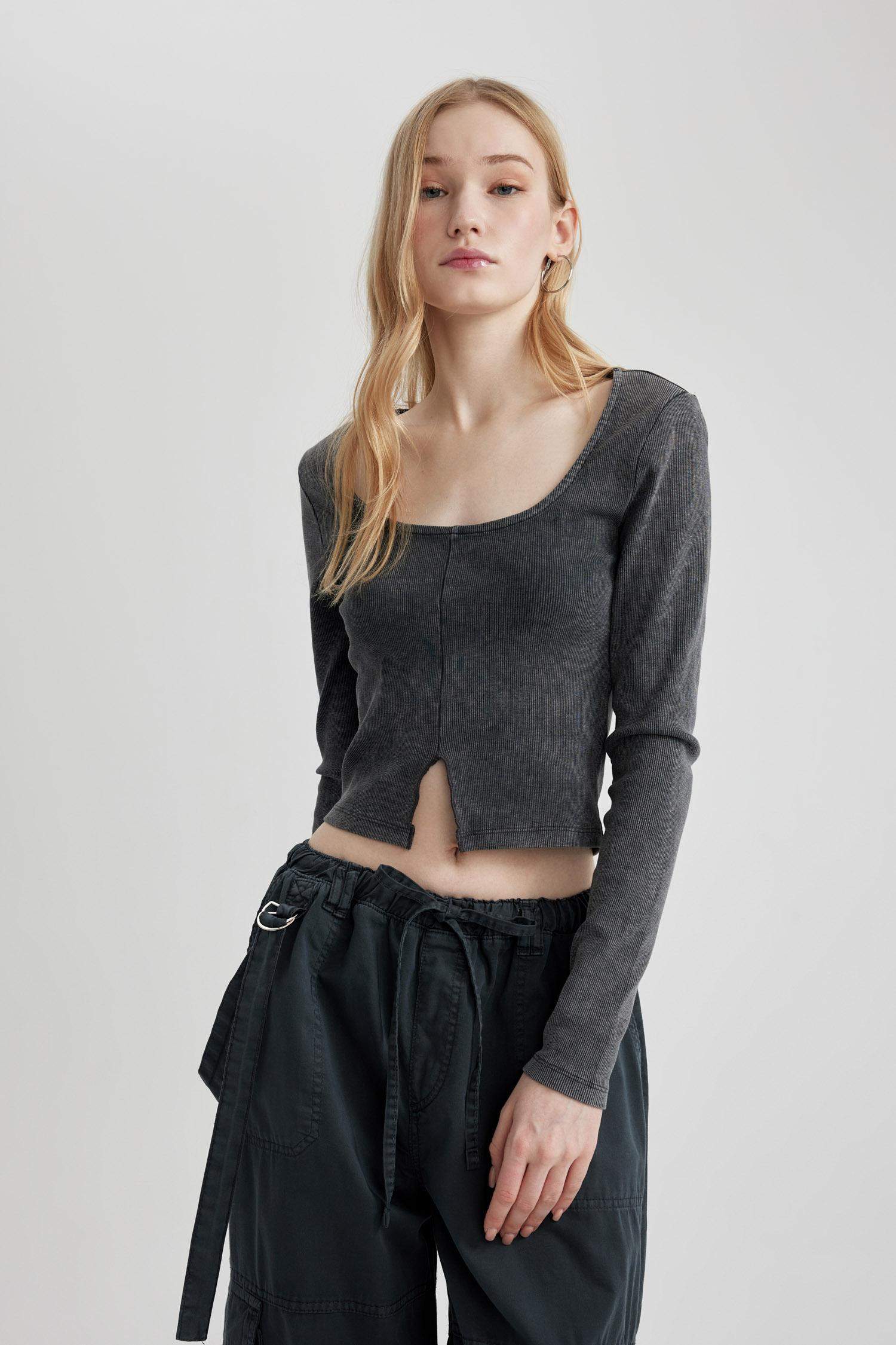 Fitted Long Sleeve Washed Effect T-Shirt