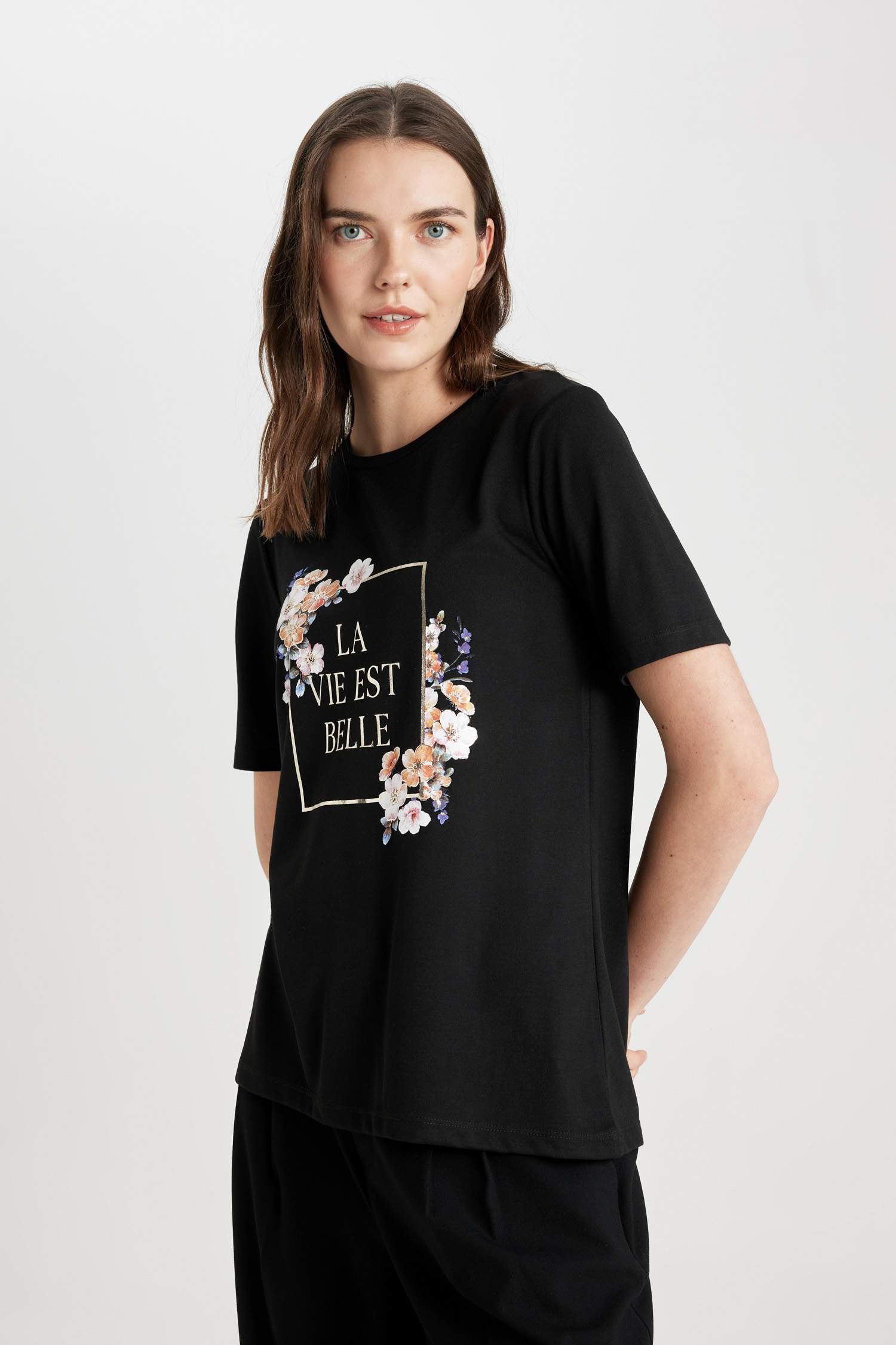 Regular Fit Crew Neck Flower Short Sleeve T-Shirt