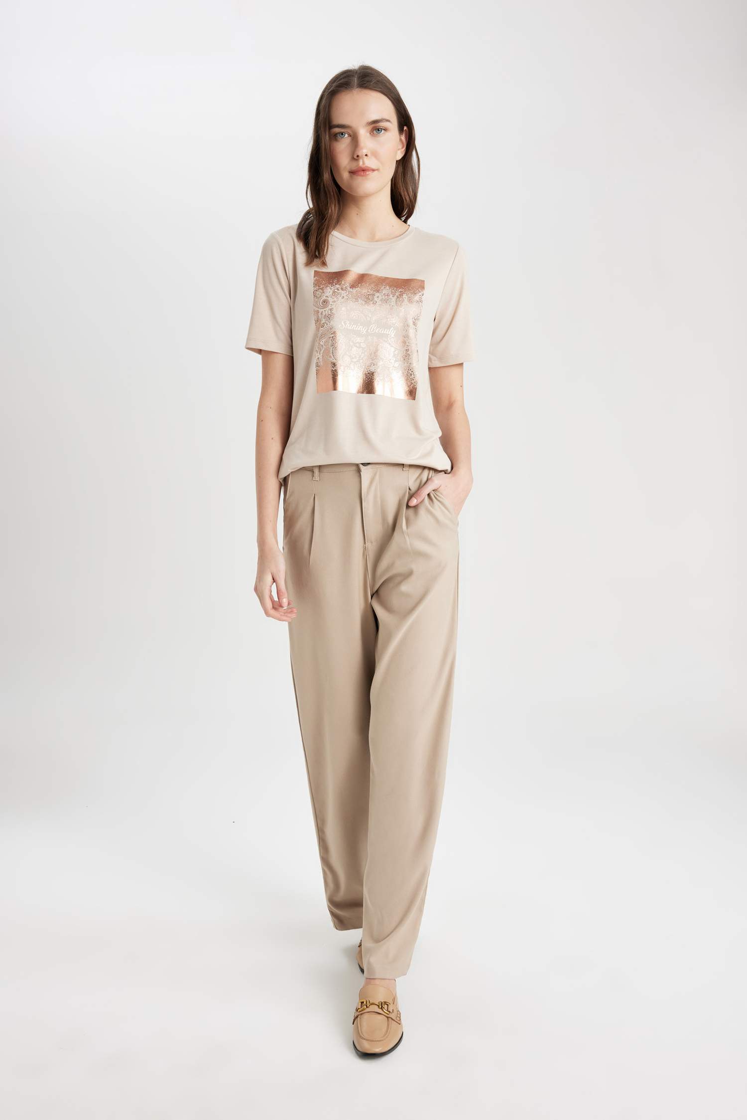 T-Shirt coupe régulière à Manches Courtes à Col Rond et Motif Châle