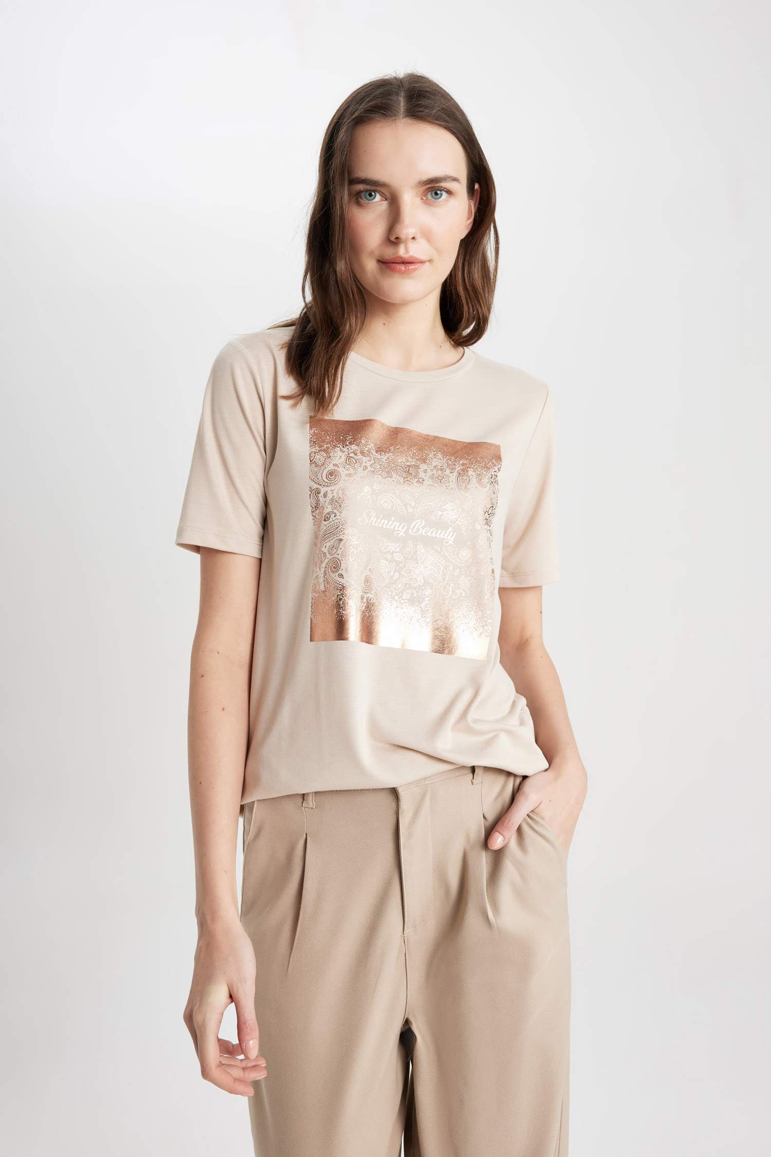 T-Shirt coupe régulière à Manches Courtes à Col Rond et Motif Châle