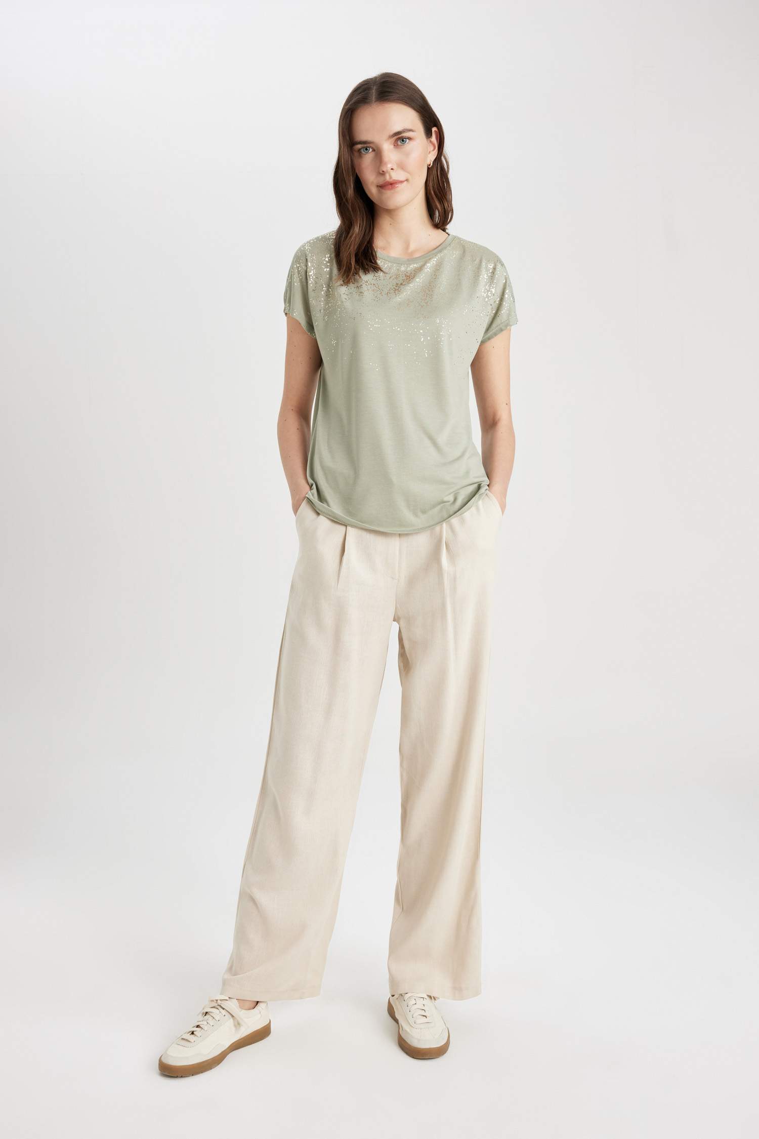 Bisiklet Yaka Baskılı Kısa Kollu Tişört