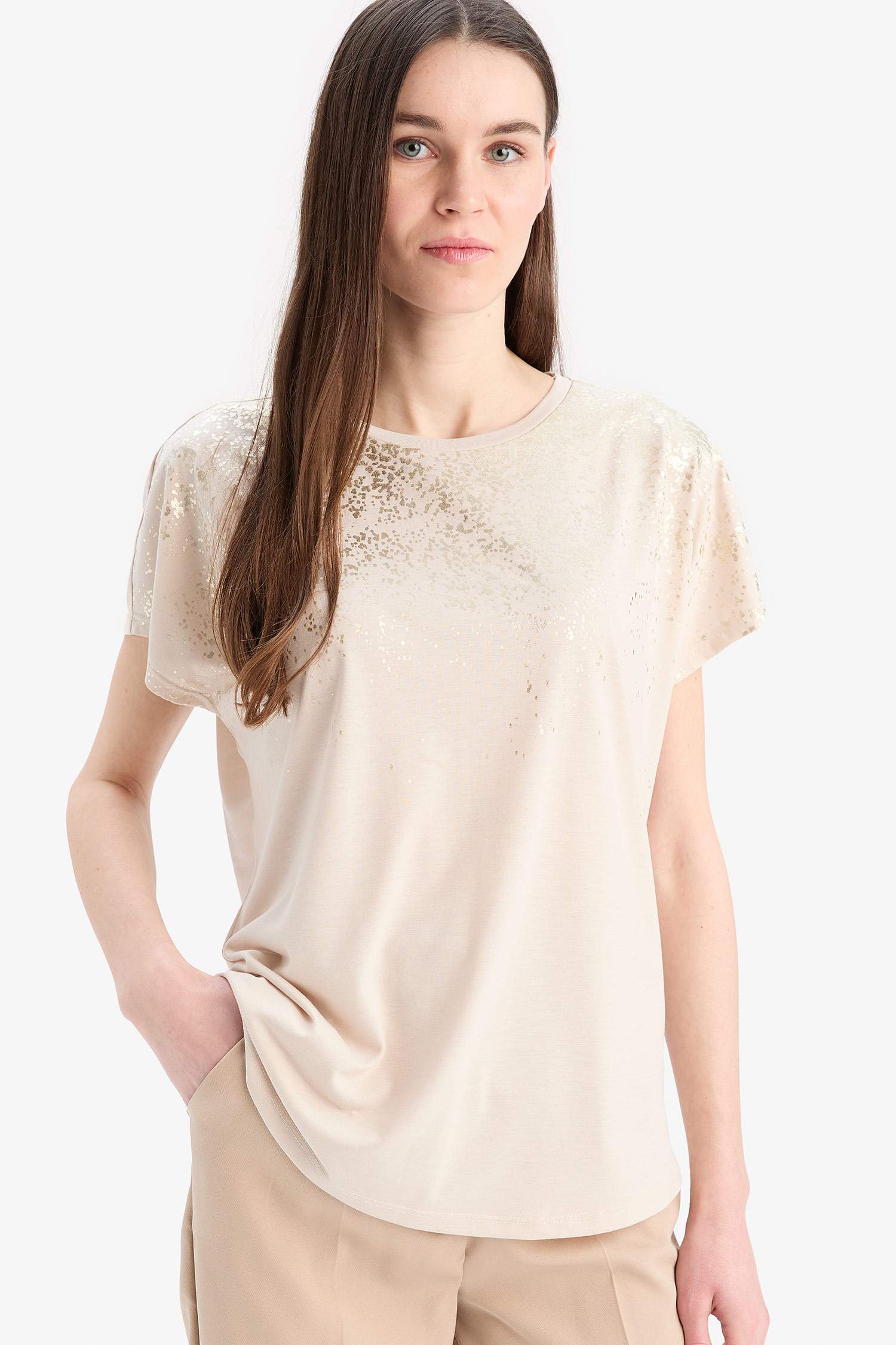 تيشيرت نص ردن مطبوع بياخة مستديرة