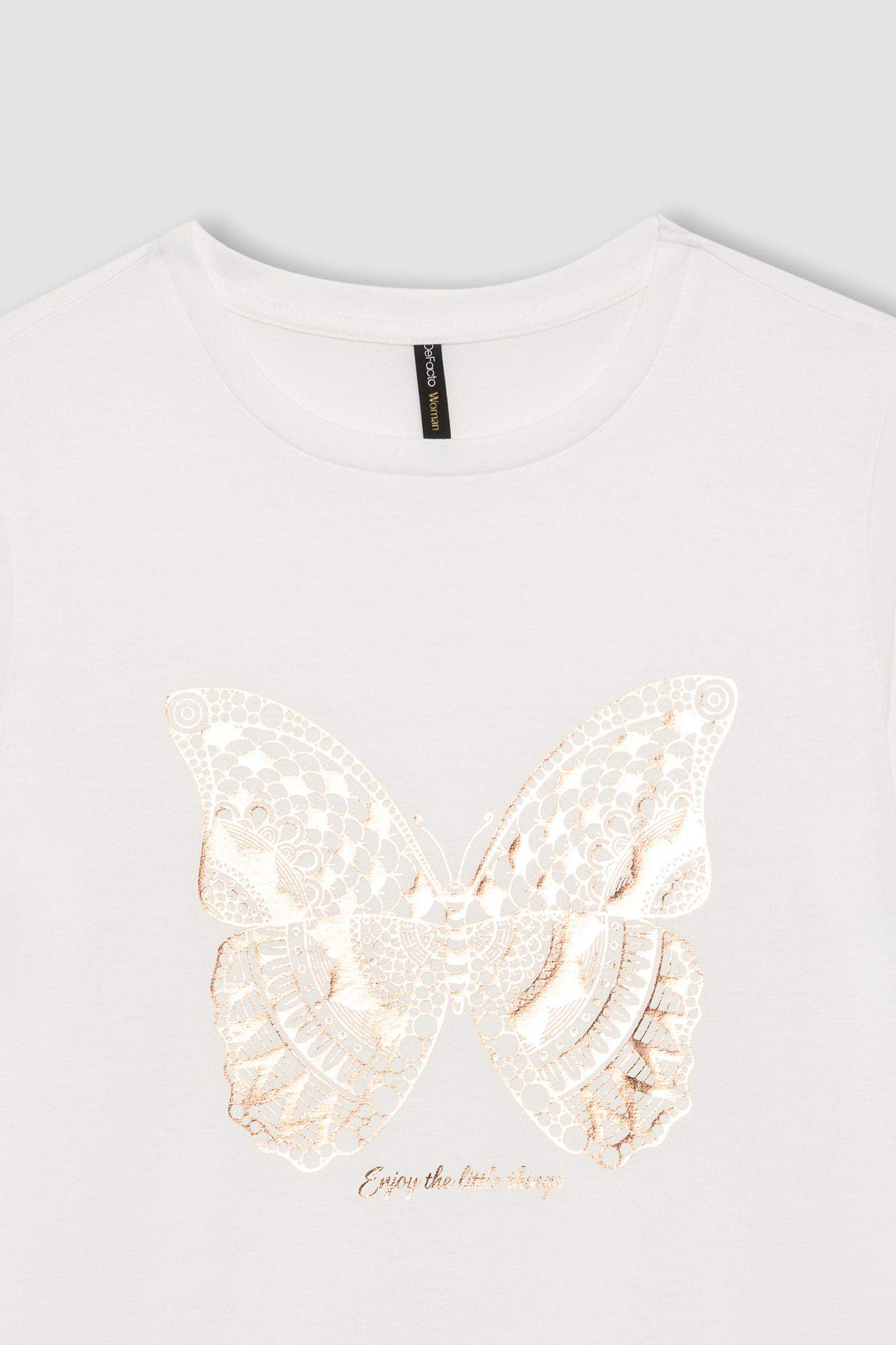 تيشيرت نص ردن برسمة فراشة قصة عادية