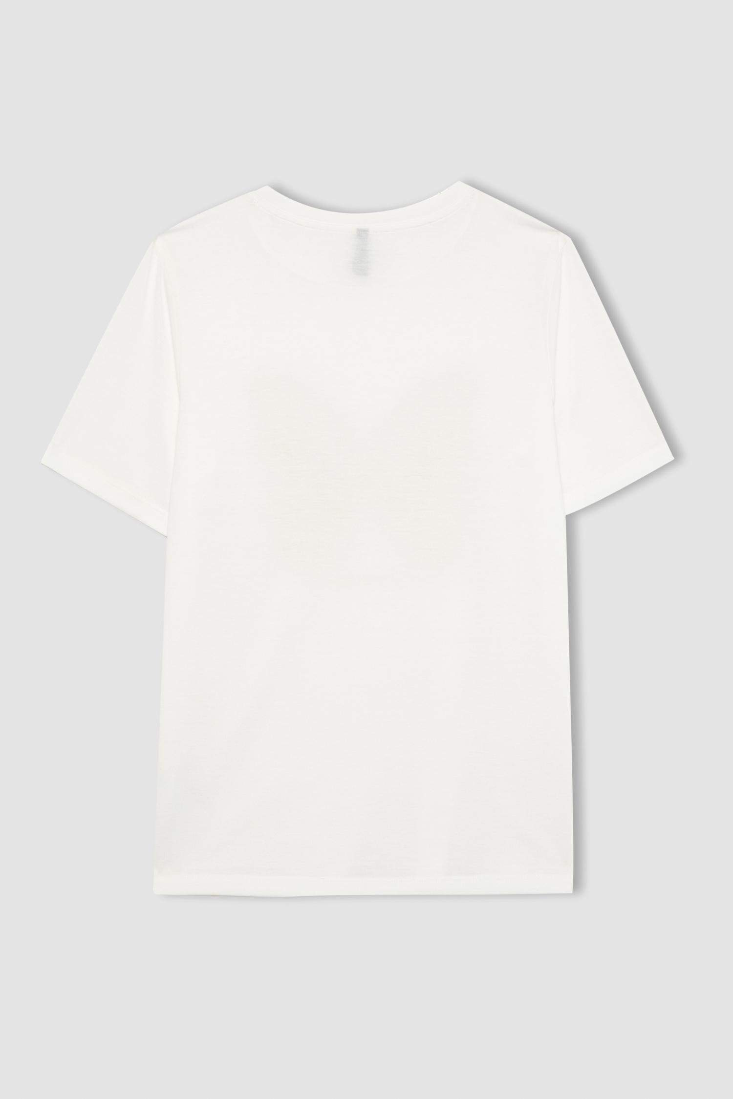 تيشيرت نص ردن برسمة فراشة قصة عادية