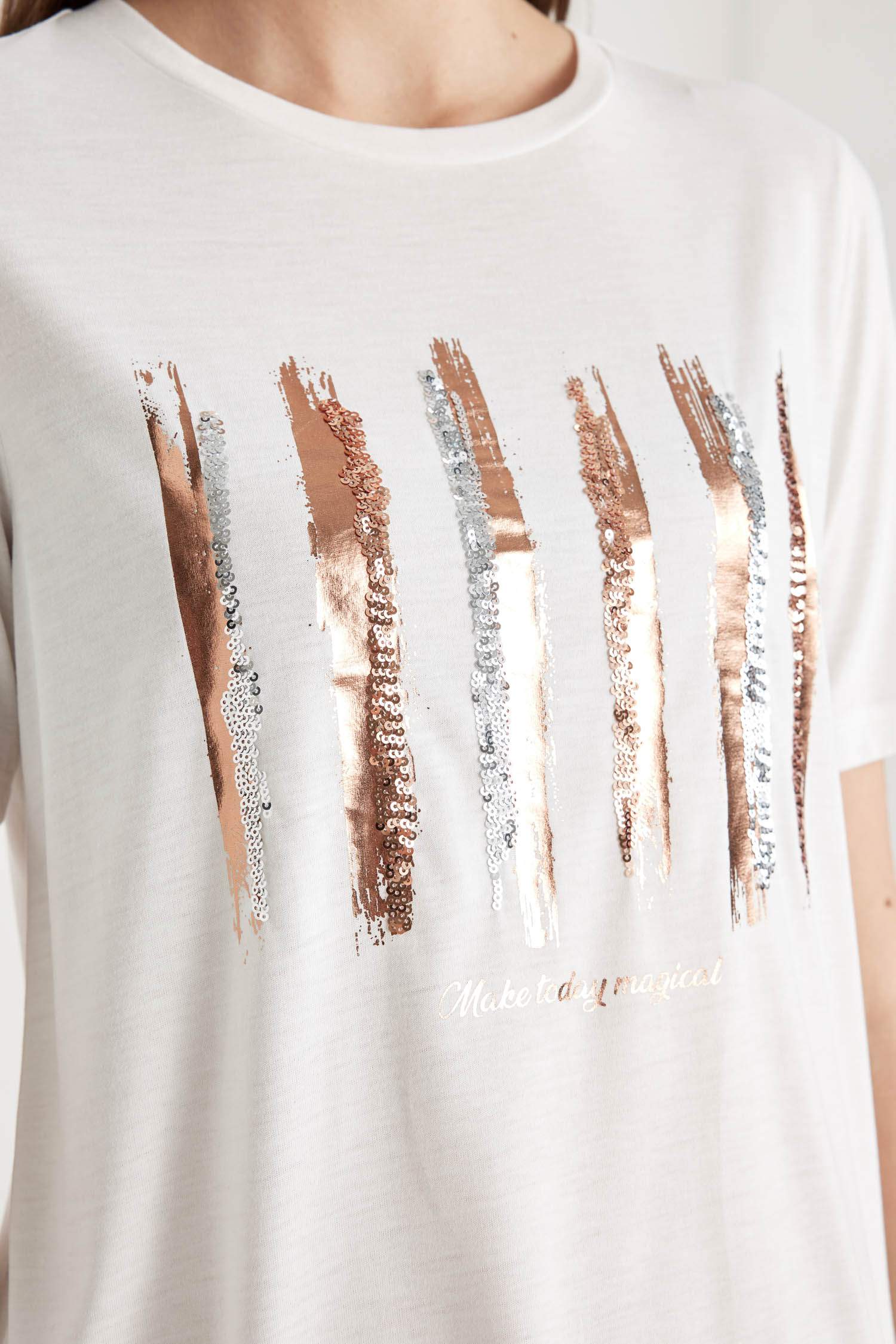 Regular Fit Crew Neck Printed Short Sleeve T-Shirt