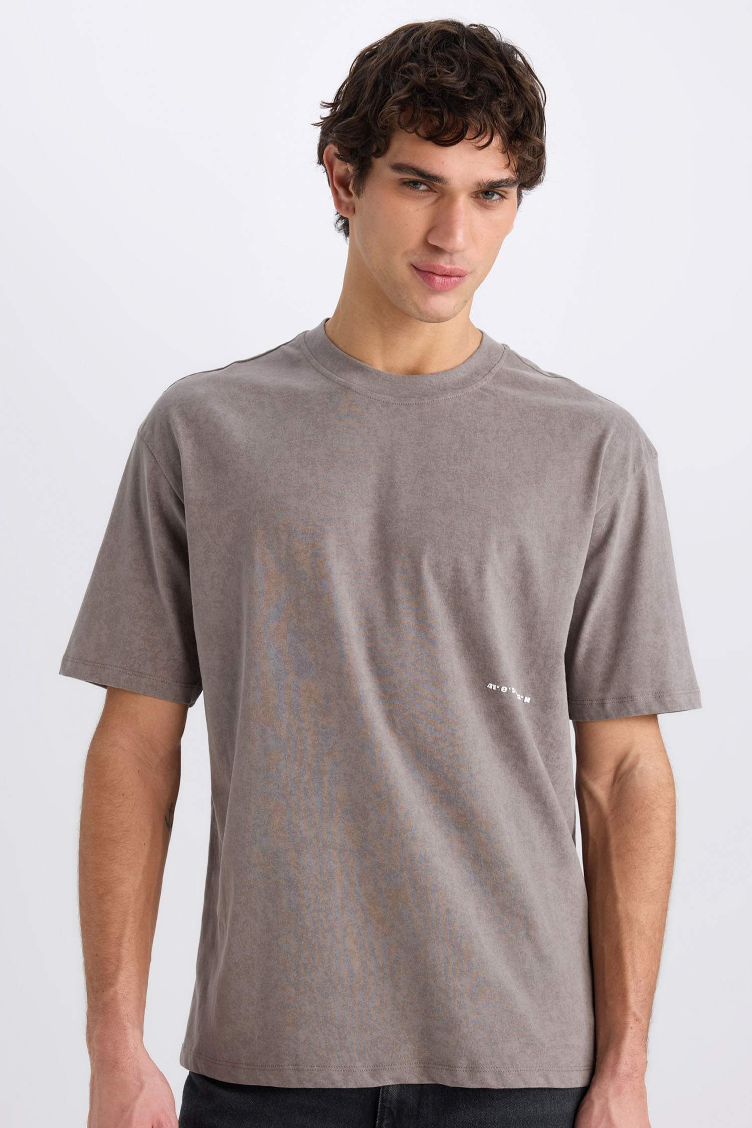 T-shirt boxy en coton imprimé à col rond