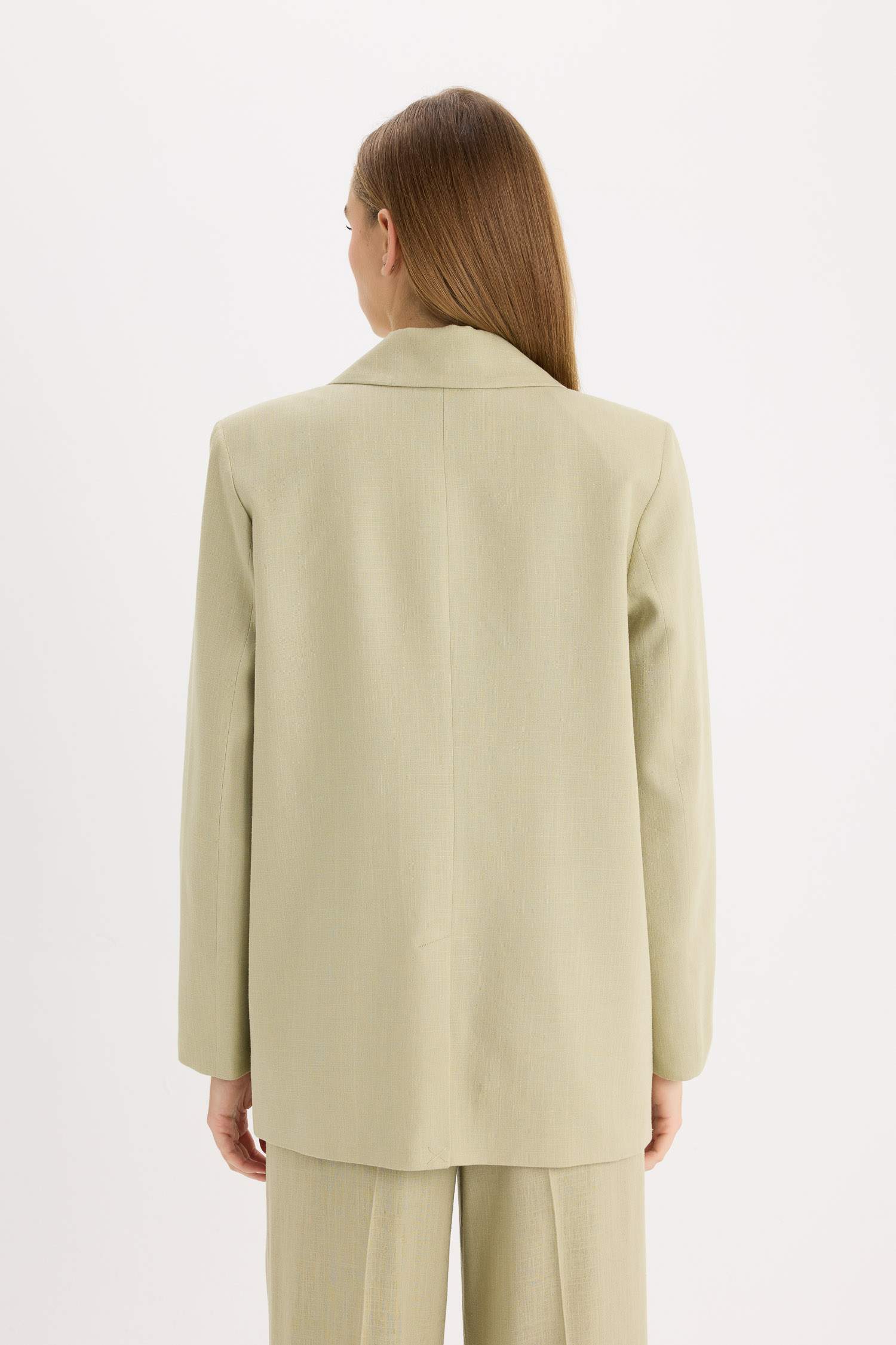 Блейзер оверсайз из смесового льна с воротником пиджачного типа