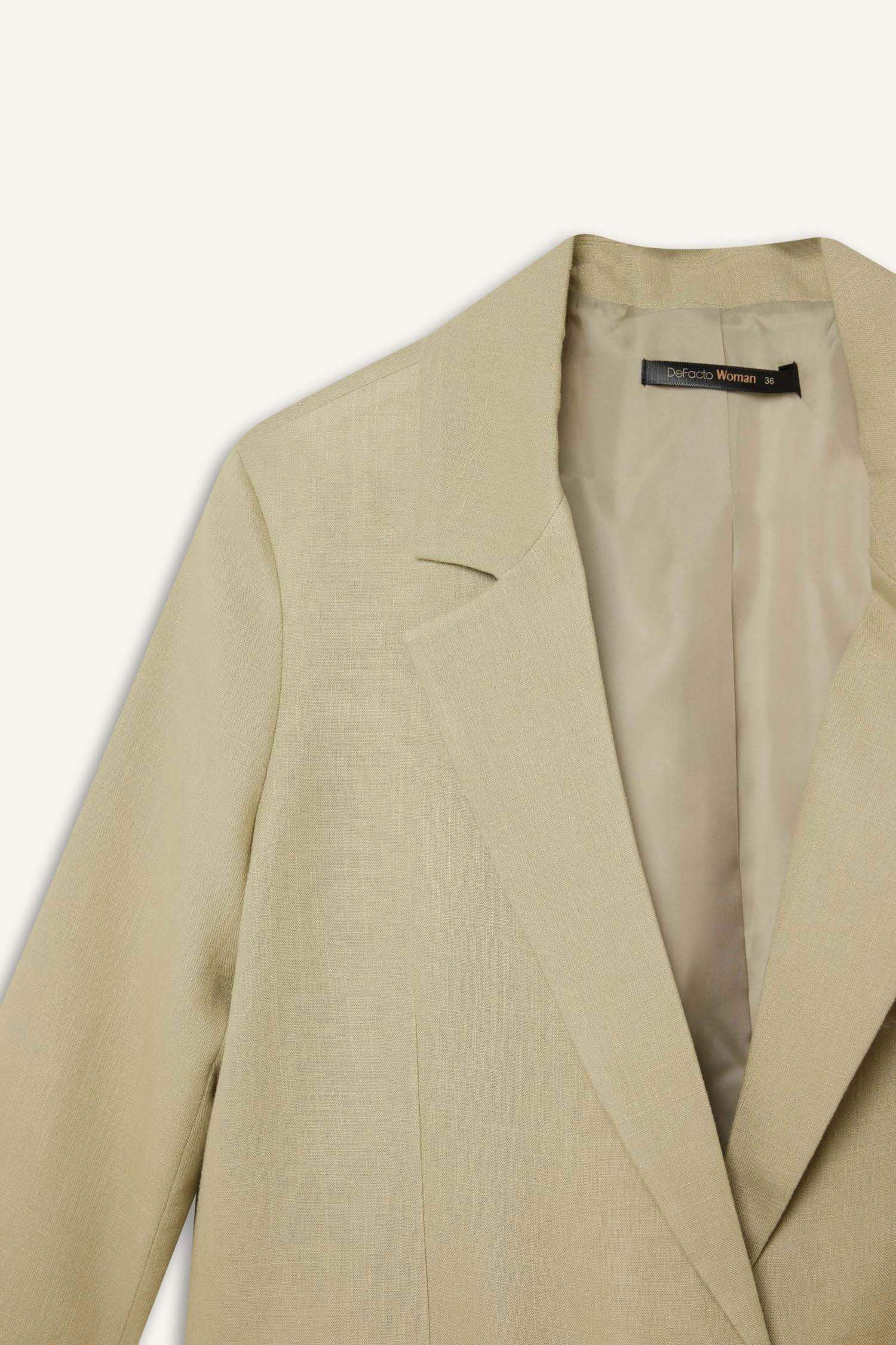 Блейзер оверсайз из смесового льна с воротником пиджачного типа