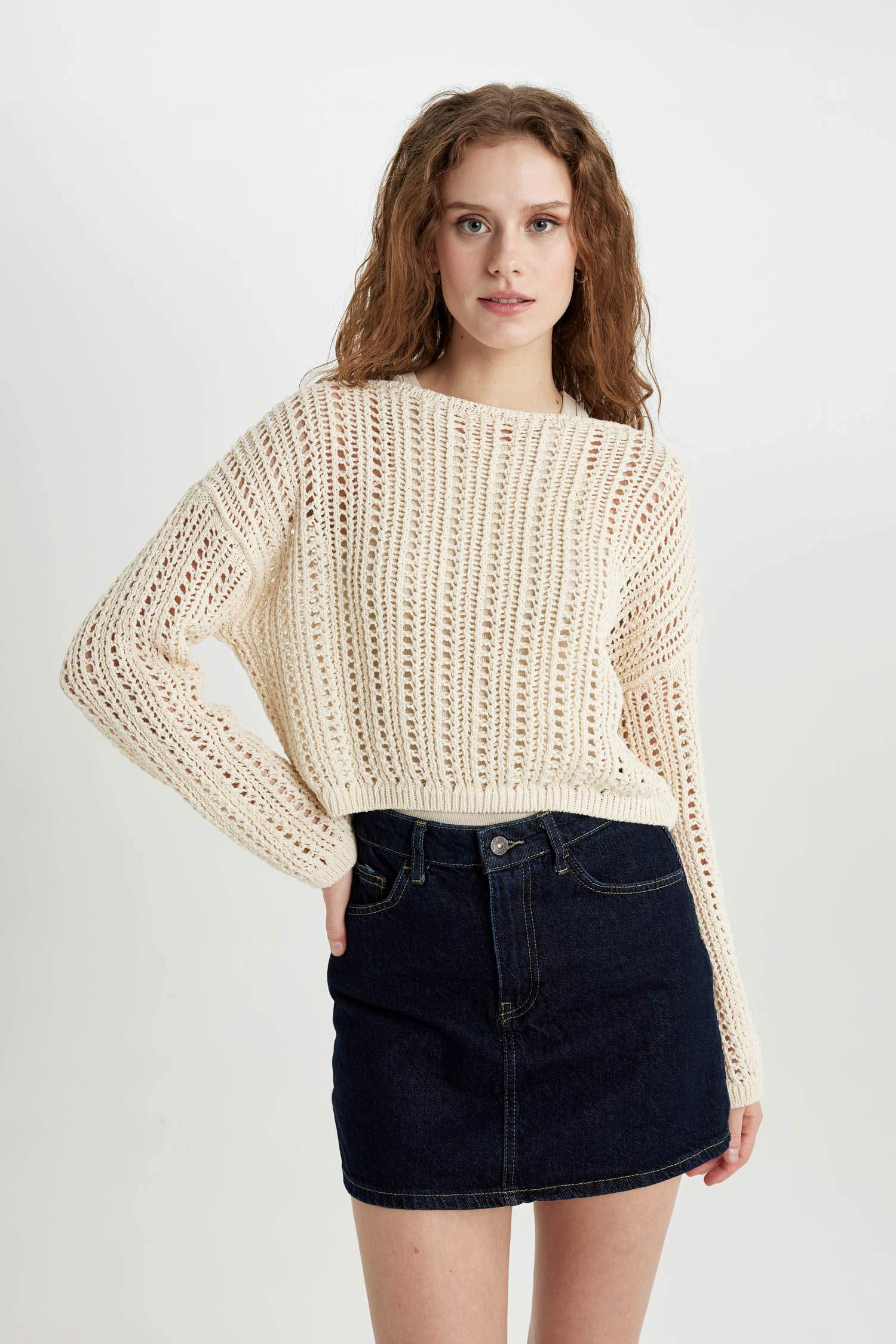 Crop Kayık Yaka Kroşe Triko Kazak